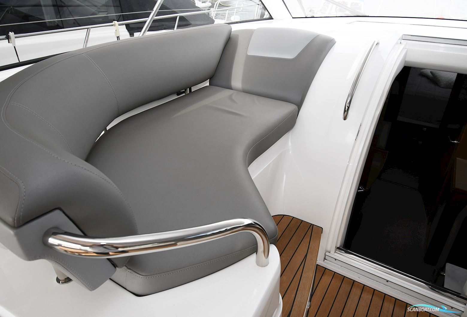 Princess V40 Sportcruiser