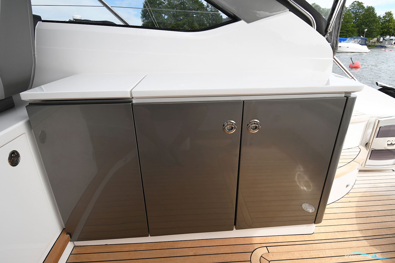 Princess V40 Sportcruiser