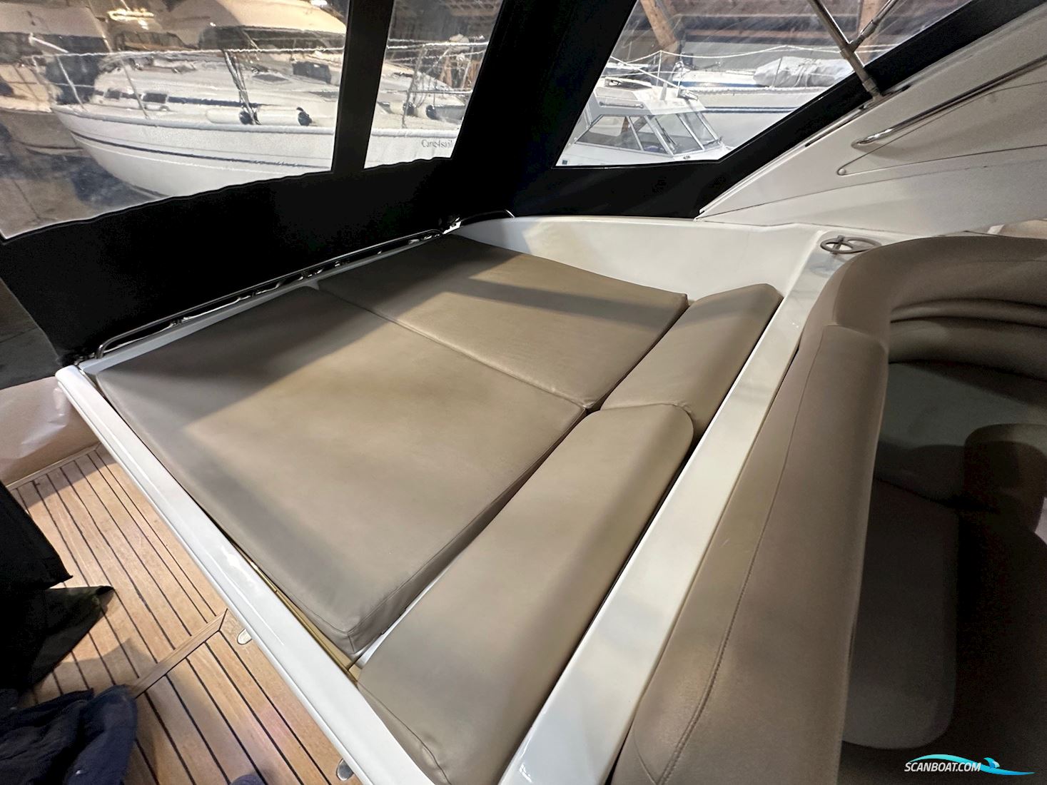 Princess V42 - SOLGT