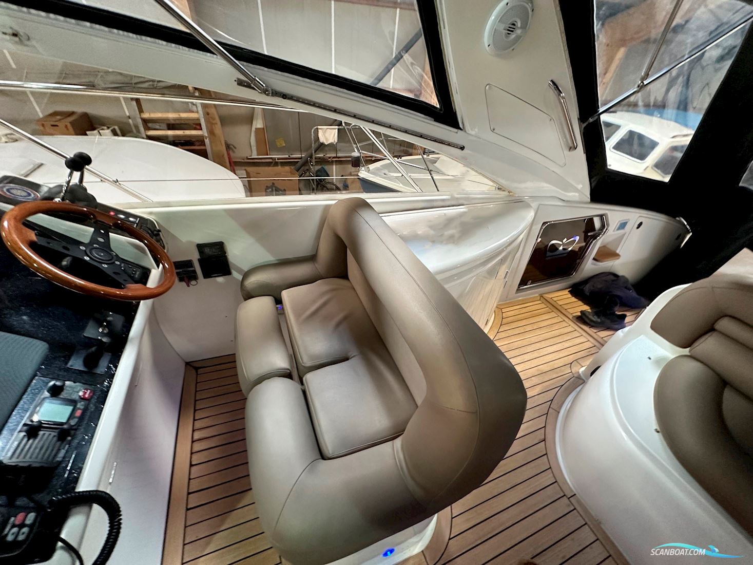 Princess V42 - SOLGT