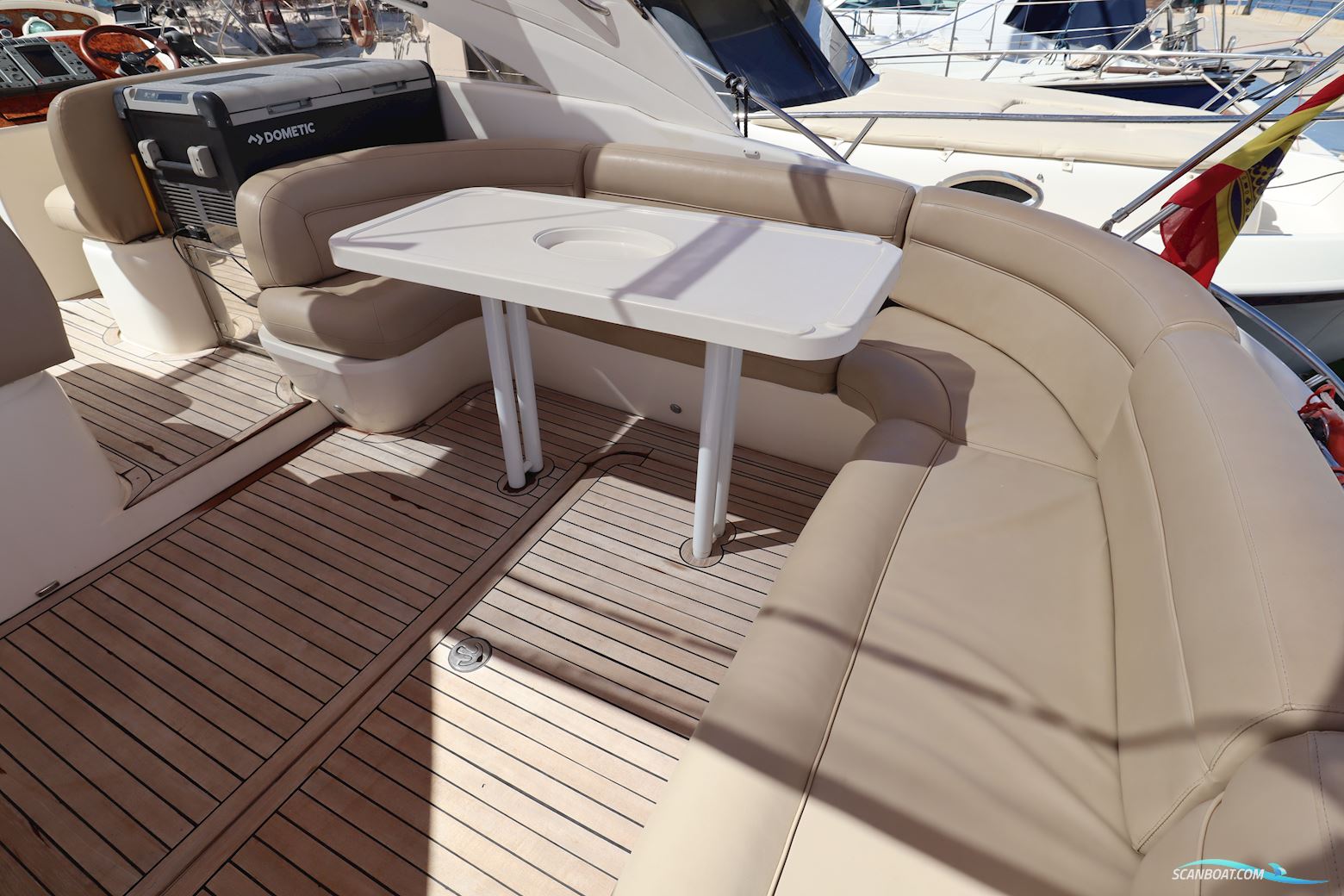 PRINCESS V42