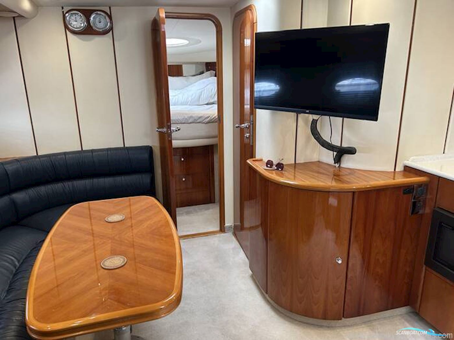 Princess V42