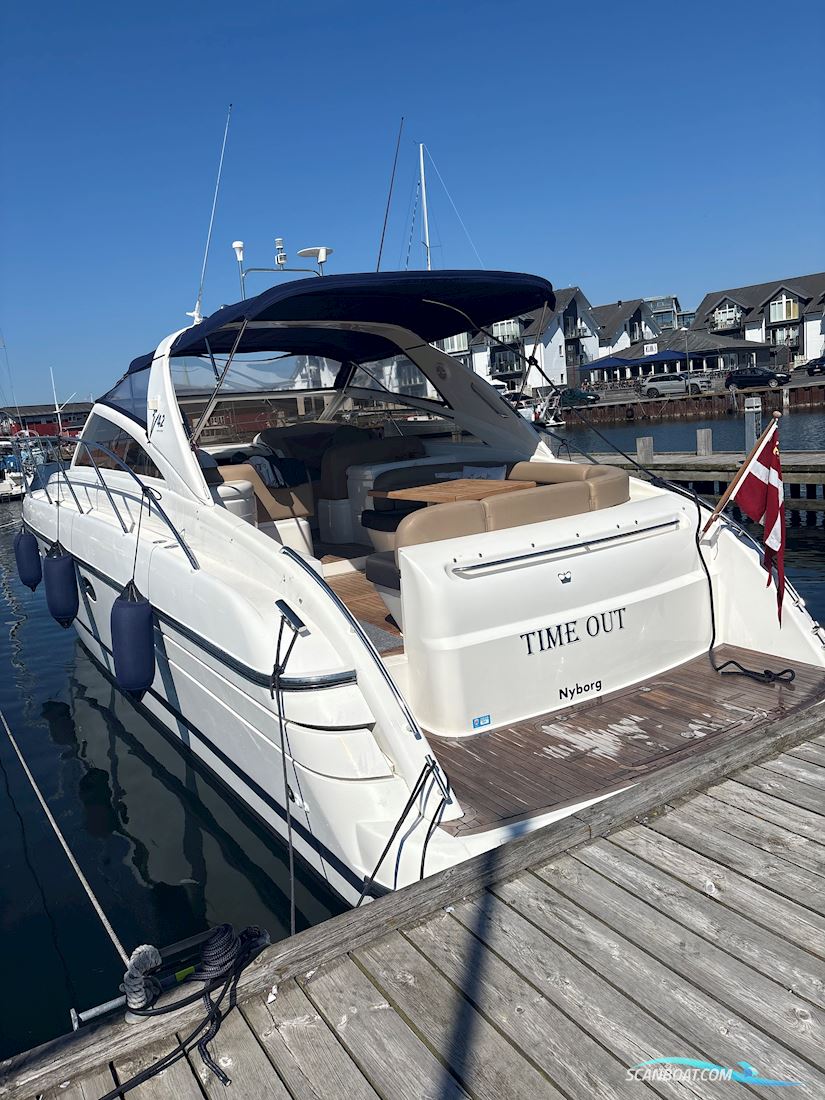 Princess V42