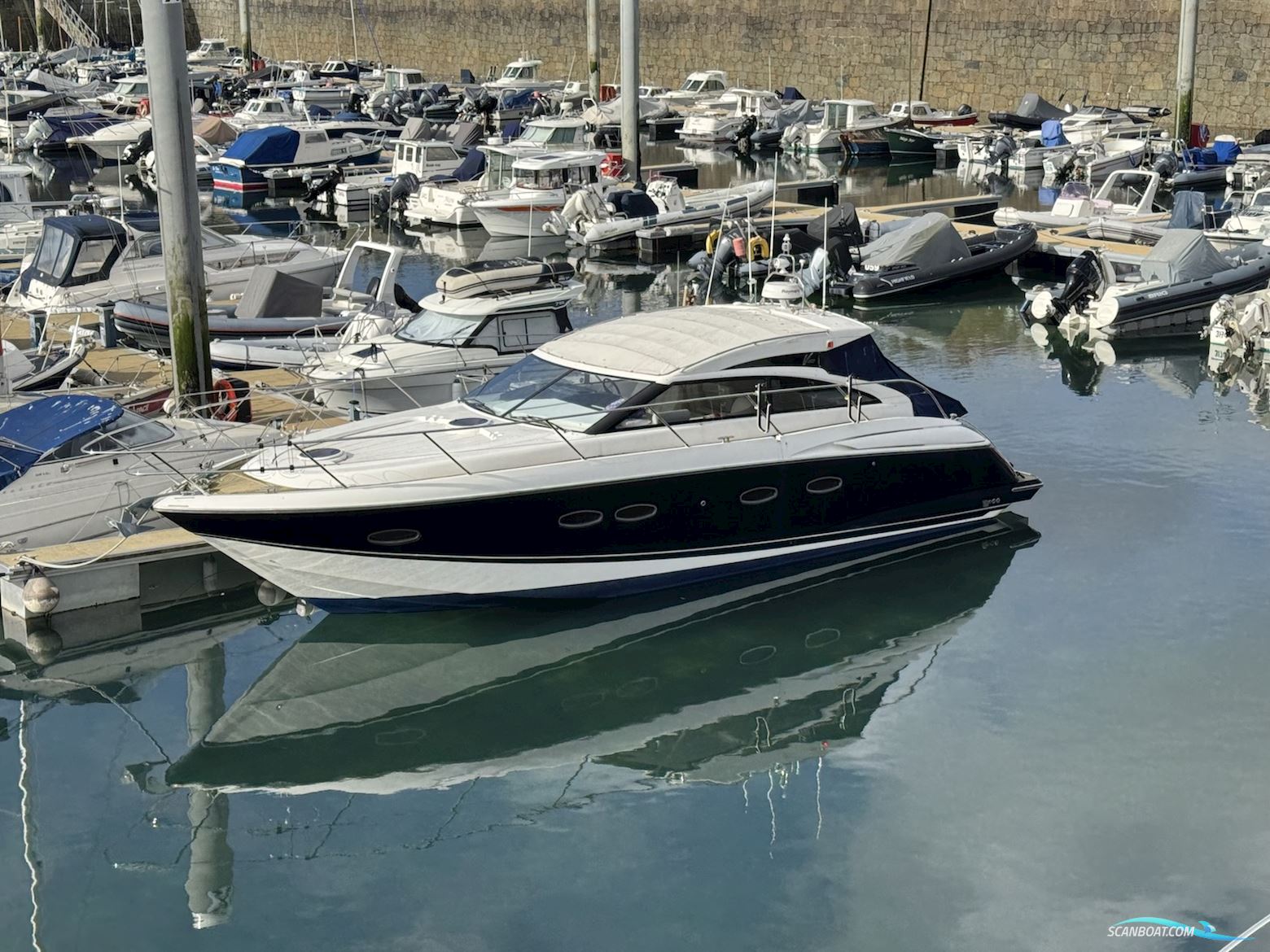 Princess V42