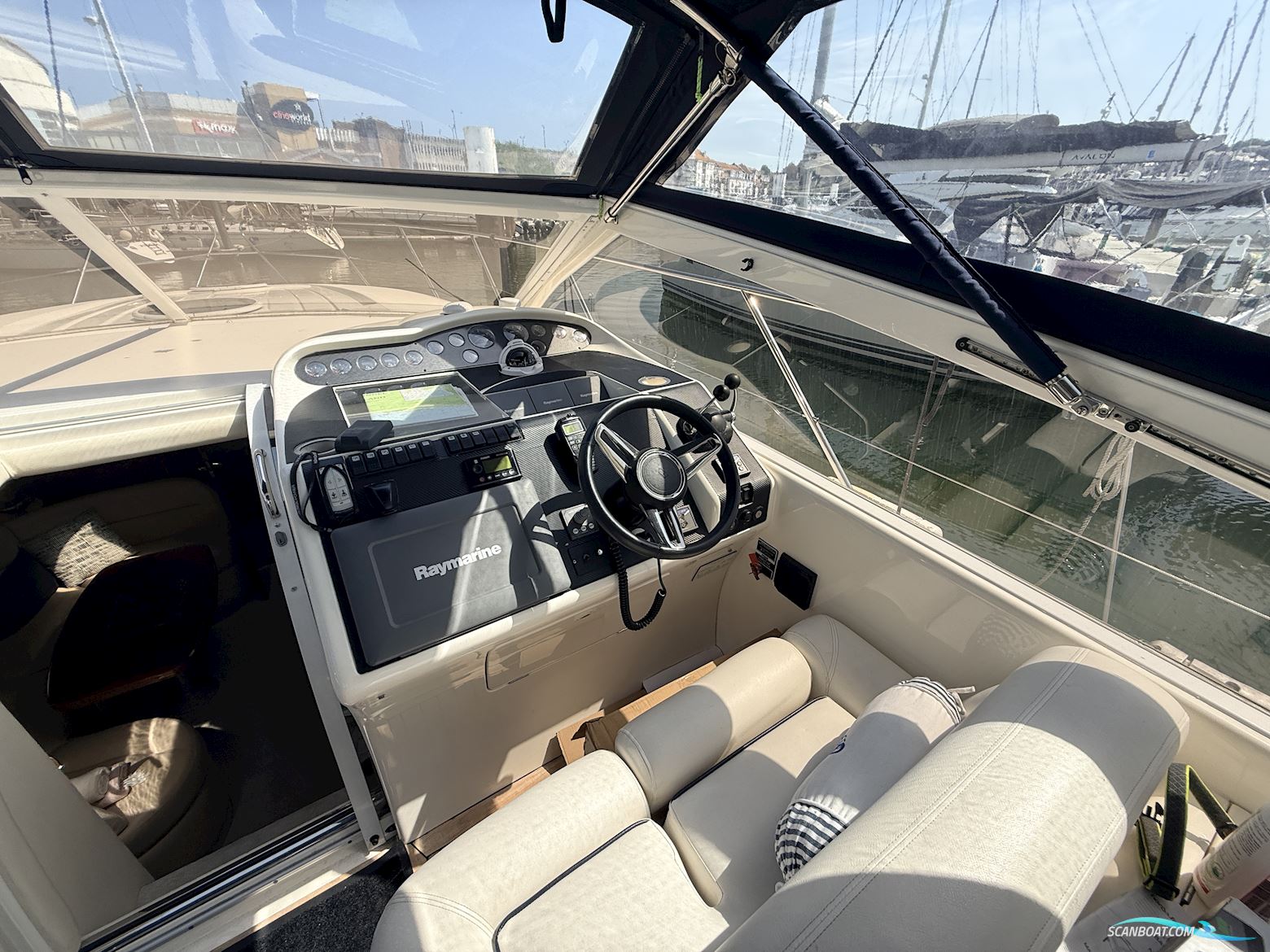 Princess V42