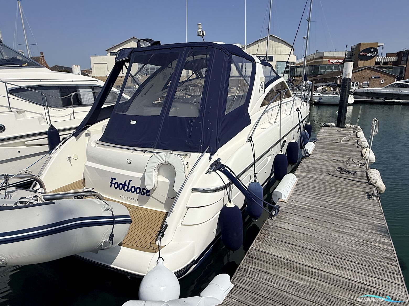 Princess V42