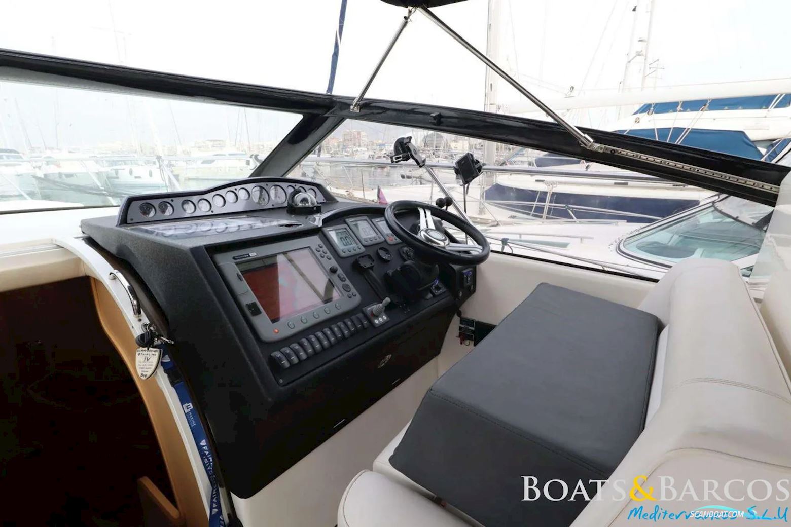 PRINCESS V42