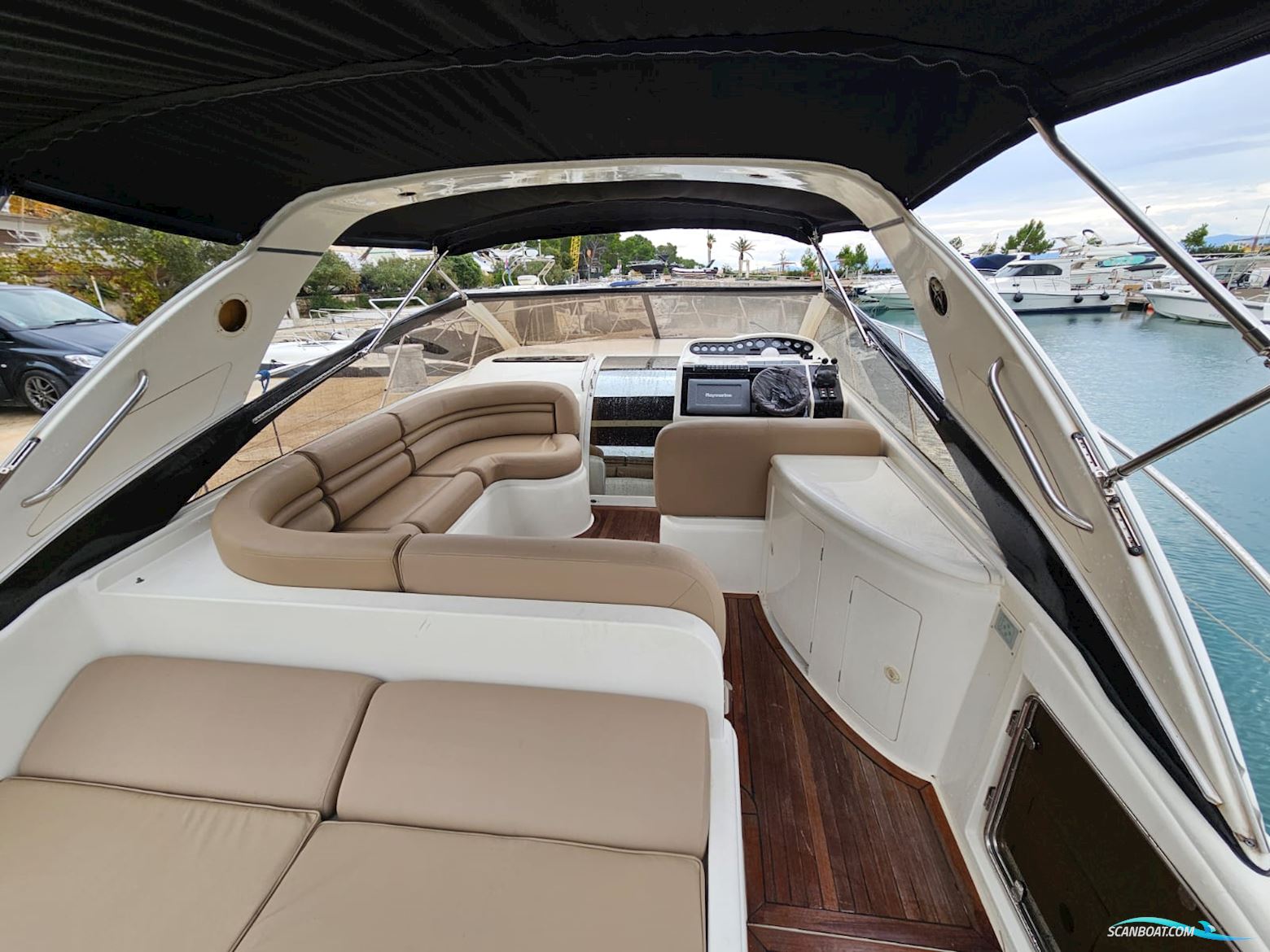 PRINCESS V42