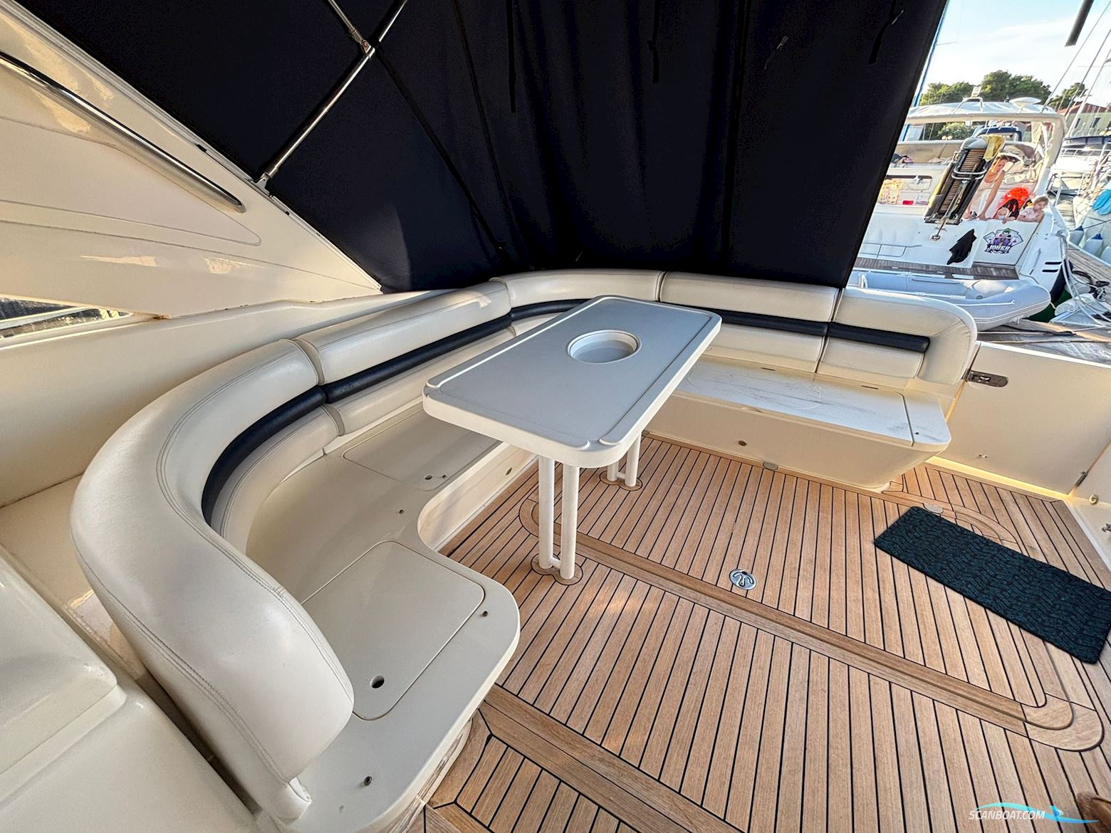 Princess V42