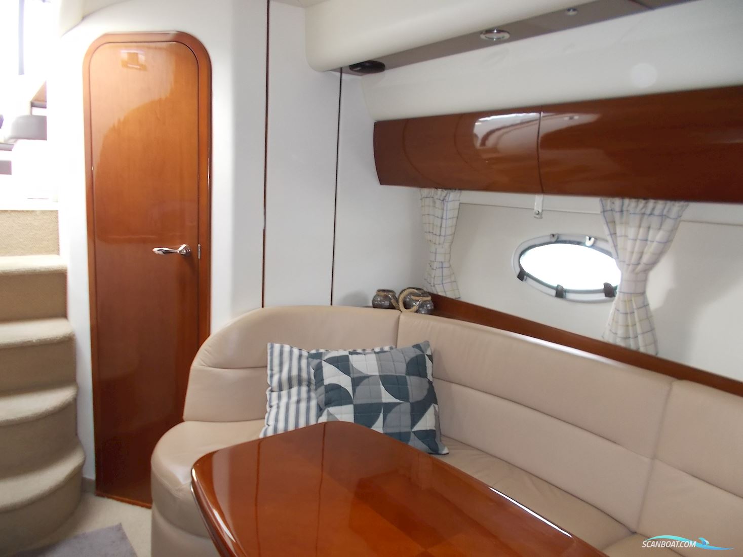 Princess V42