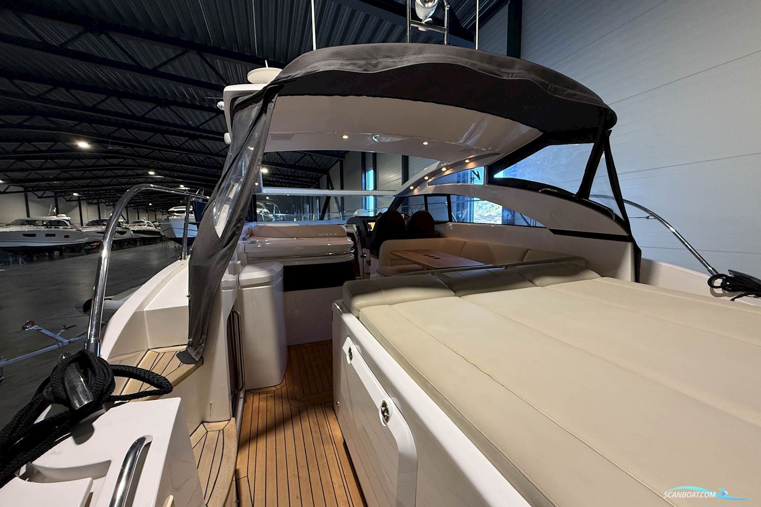 PRINCESS V42