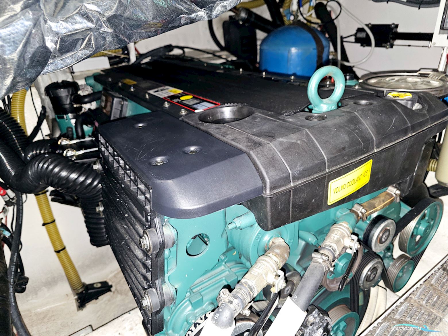 Princess V42 Volvo Penta D6-370 Joystick control