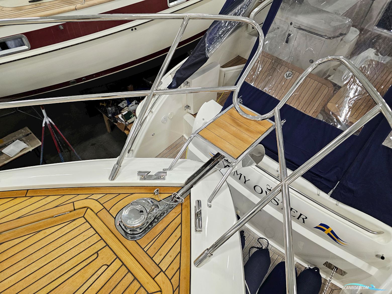 Princess V42 Volvo Penta D6-370 Joystick Control