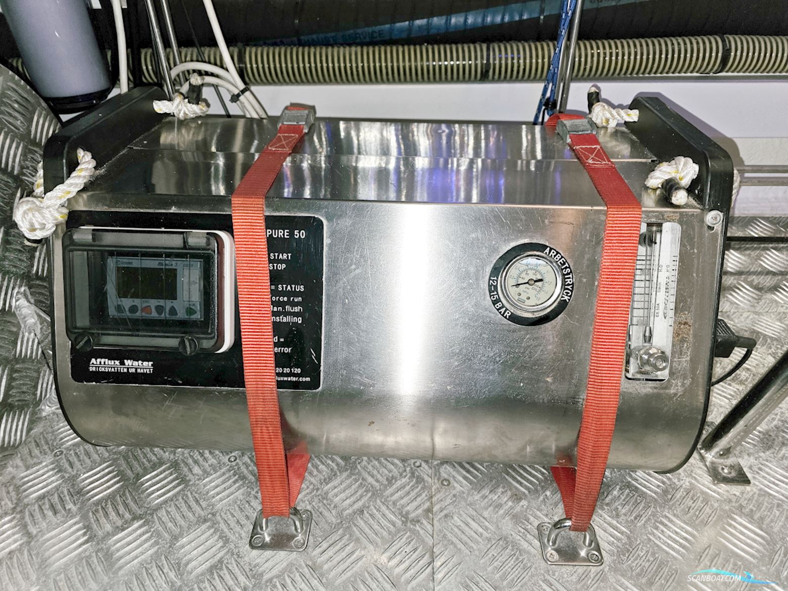 Princess V42 Volvo Penta D6-370 Joystick control