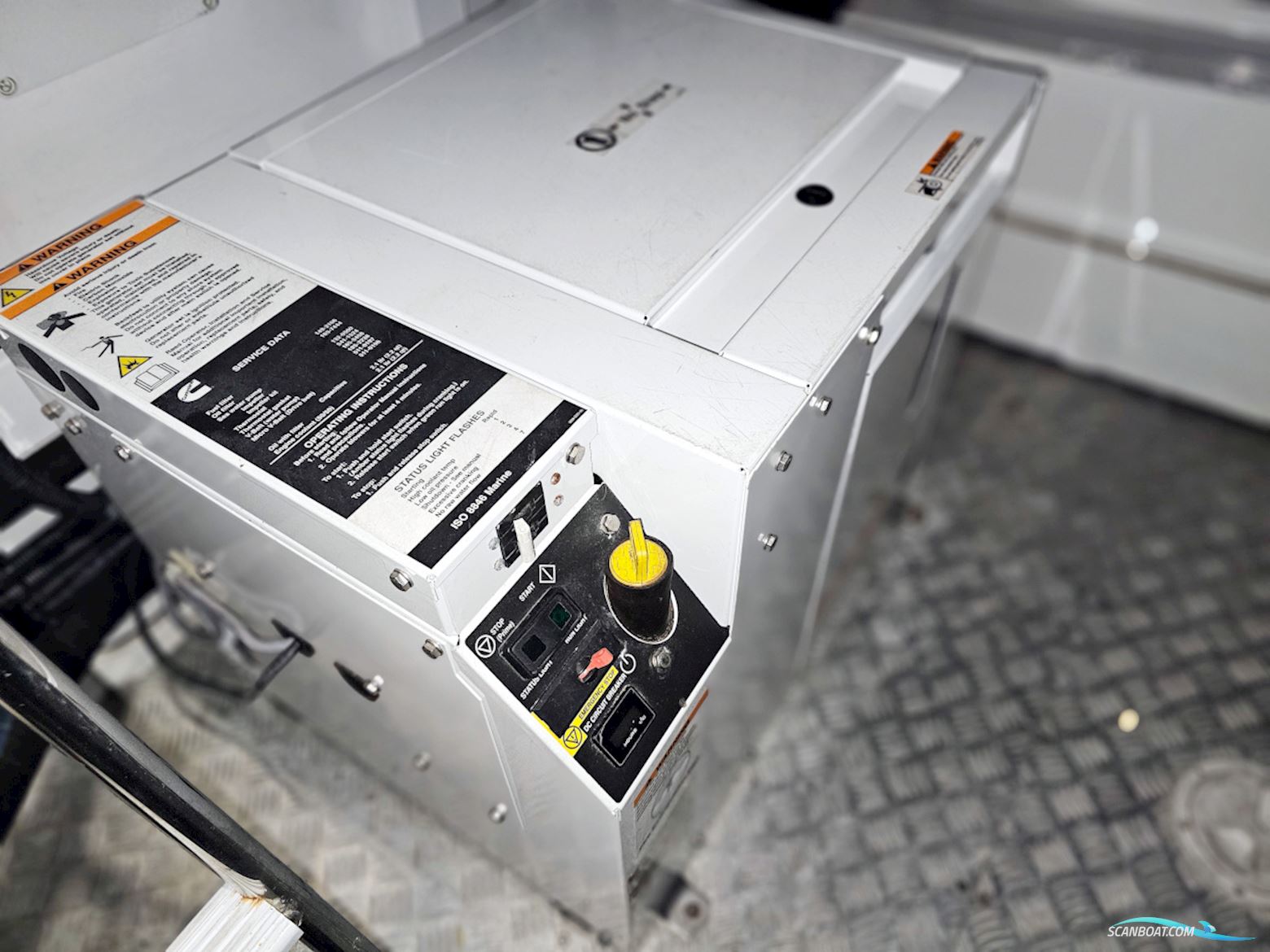 Princess V42 Volvo Penta D6-370 Joystick control