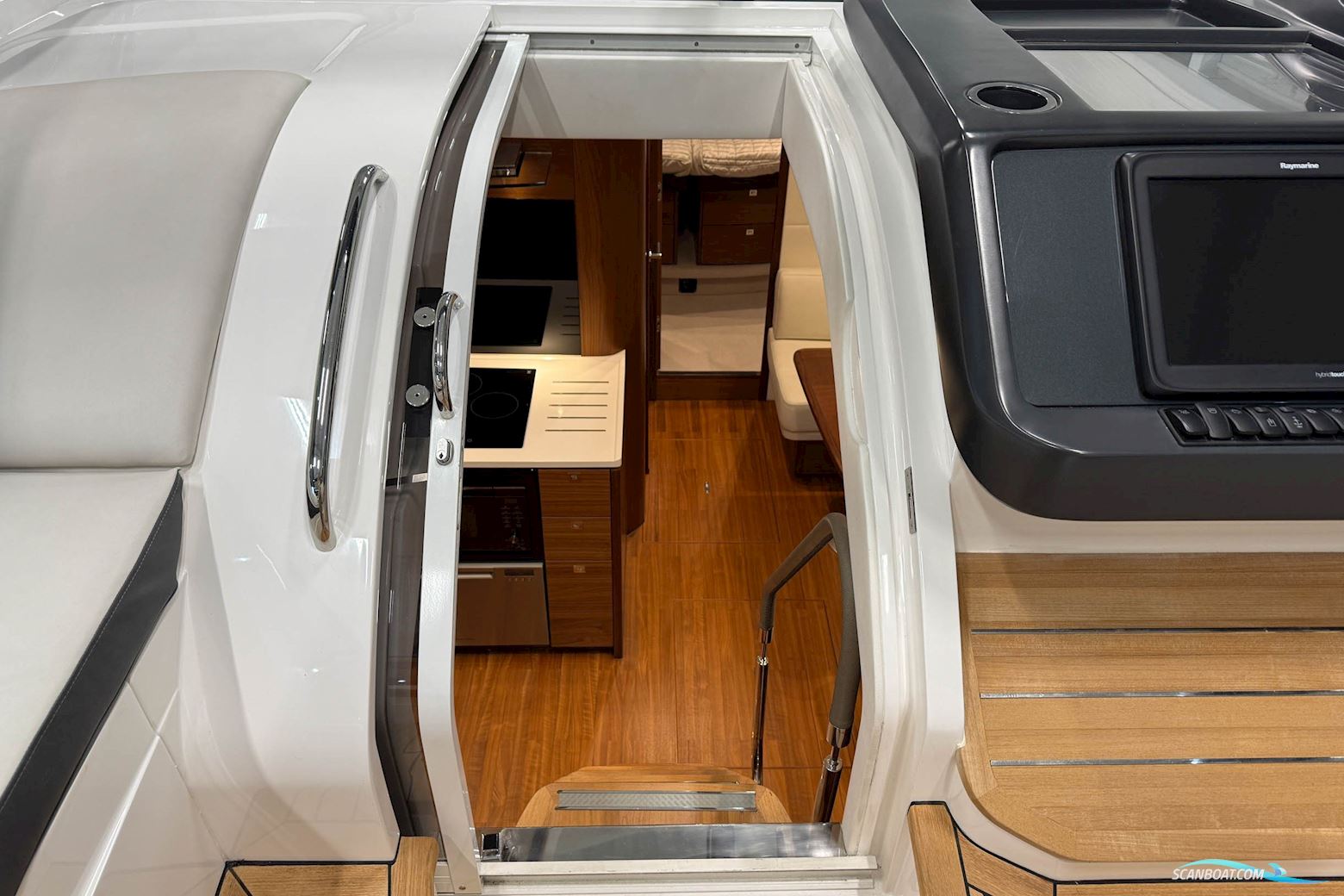 Princess V48 Open