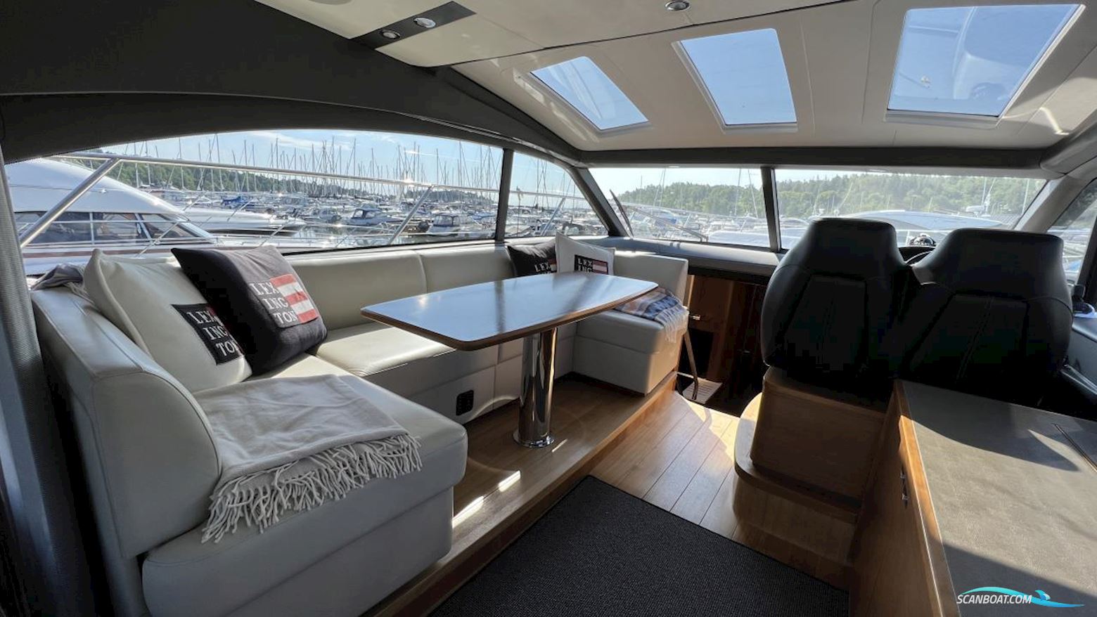 PRINCESS V48