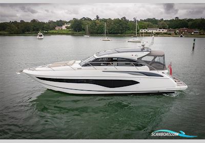 Princess V50 Motorbåd 2021, med 2 x Volvo Ips 650 motor, England