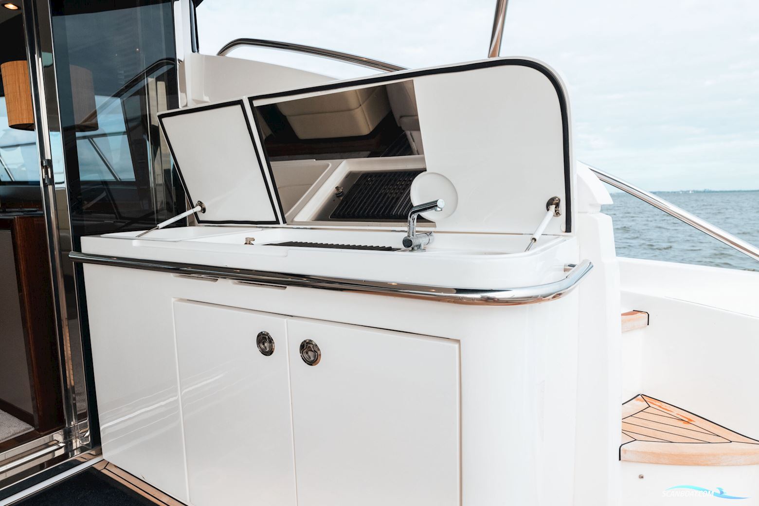 Princess V52