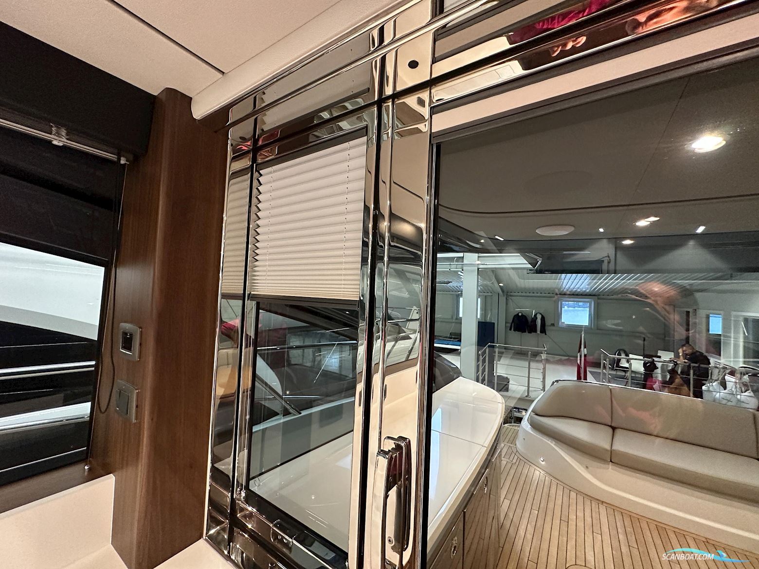 PRINCESS V55