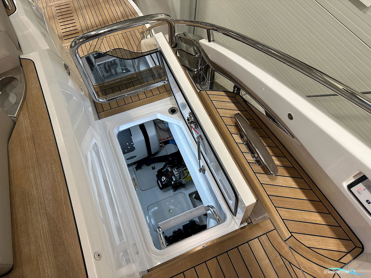 PRINCESS V55