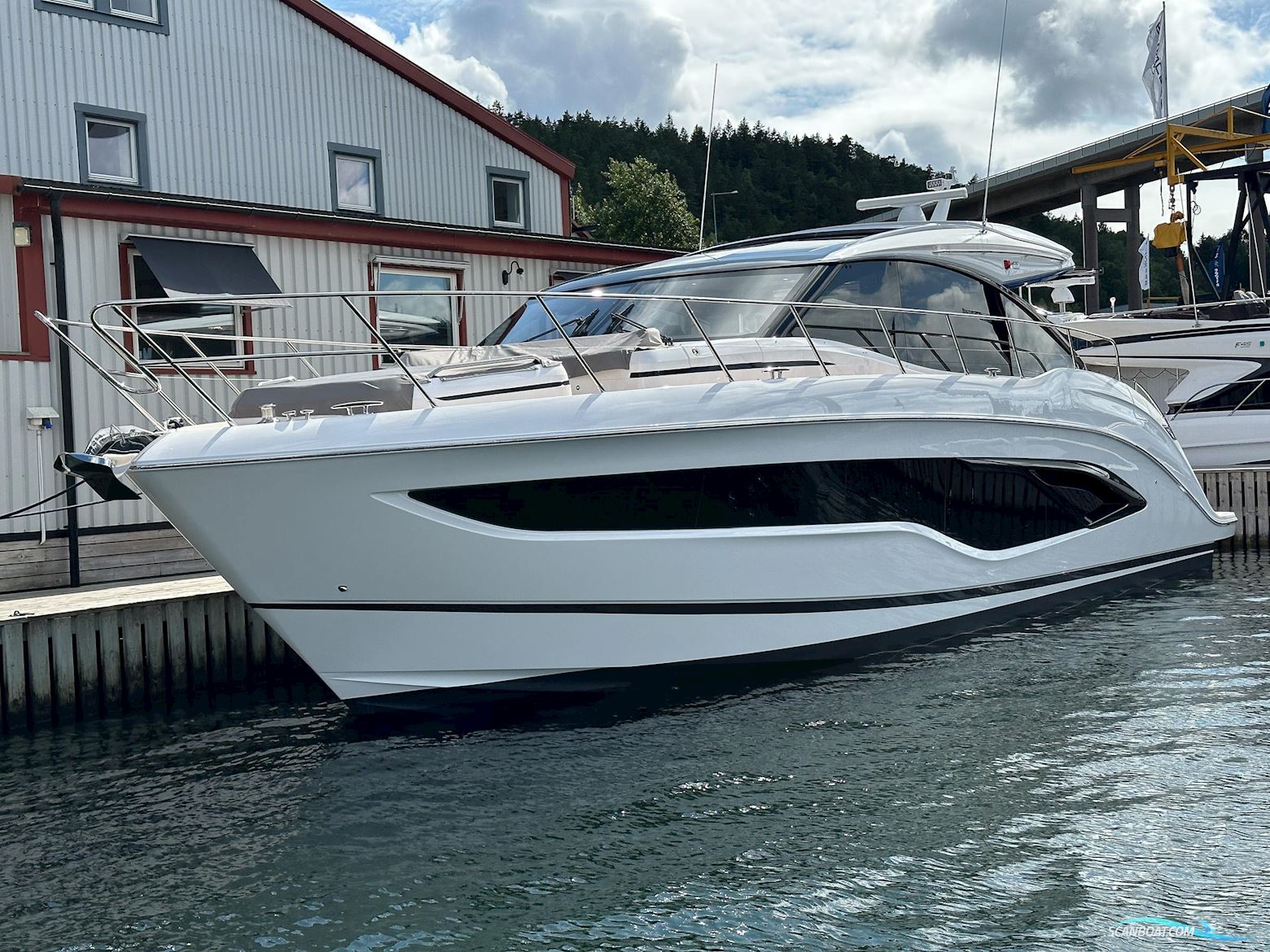 PRINCESS V55