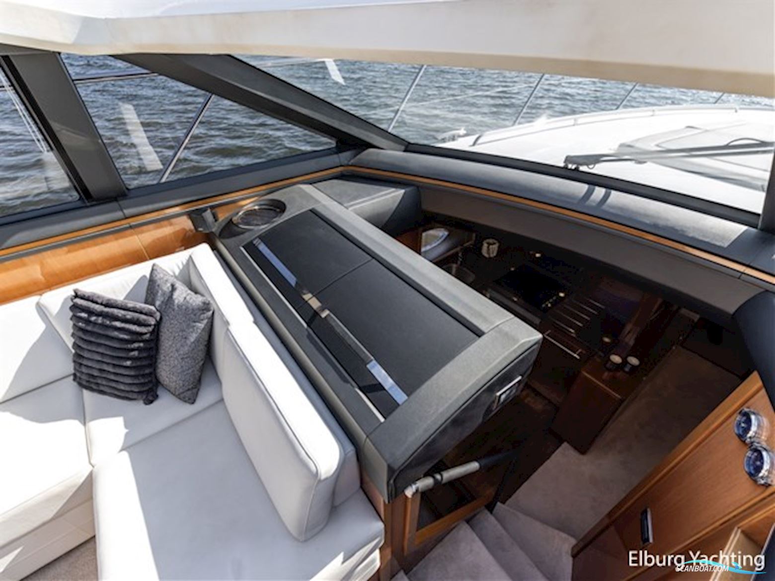 Princess V62 - Seakeeper
