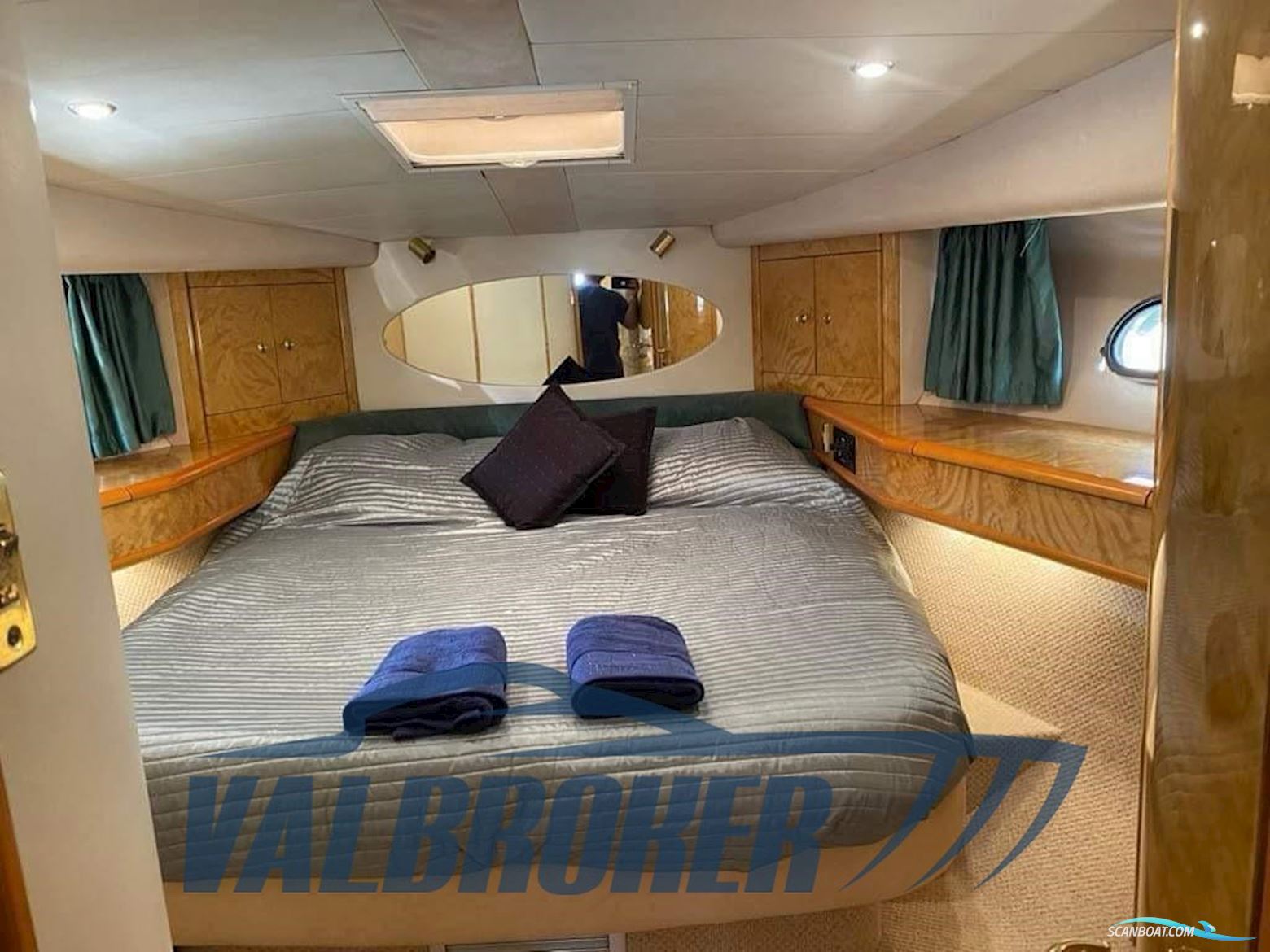 Princess Yachts 470 Fly