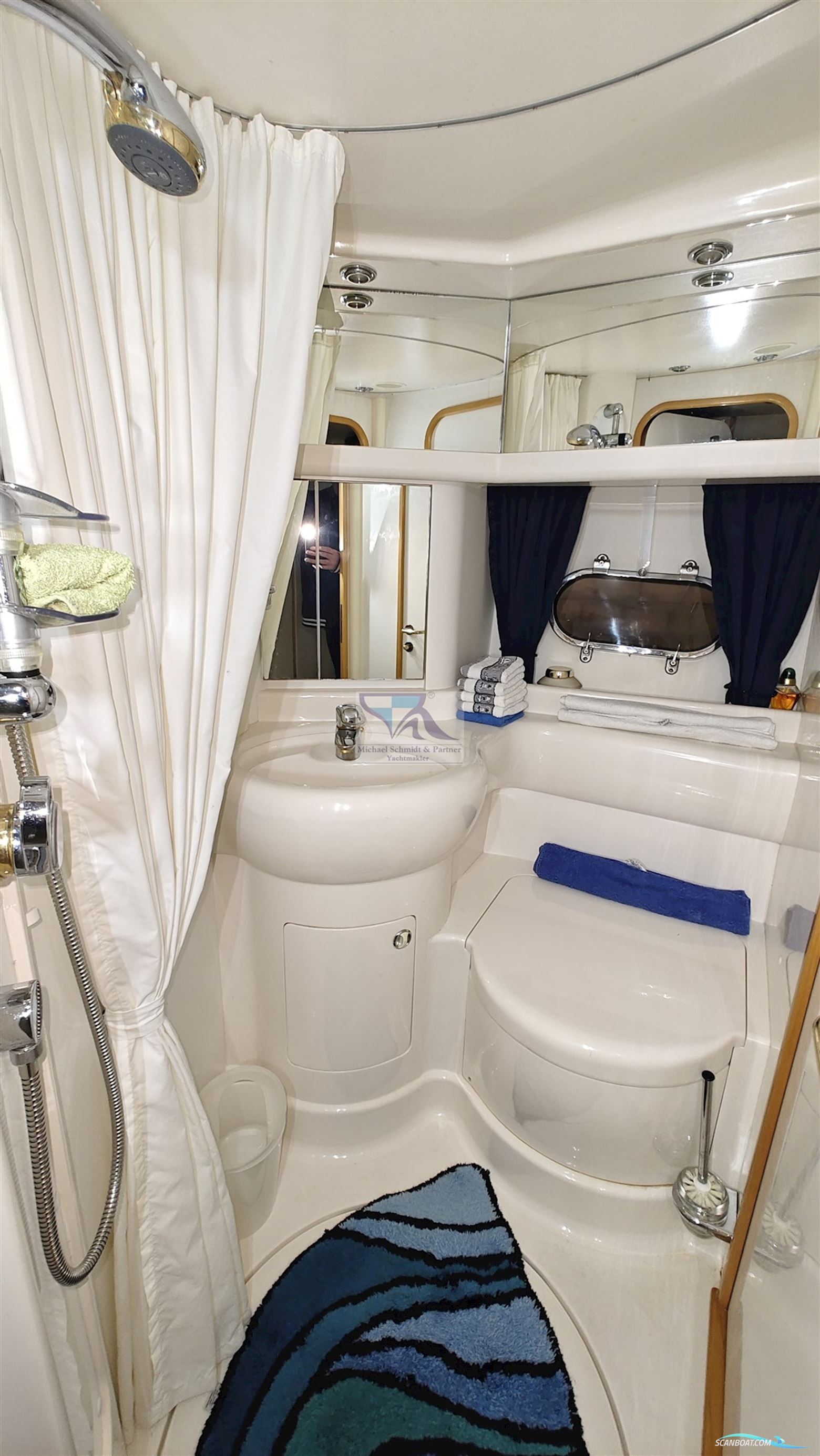 Princess Yachts Princess 420 Fly