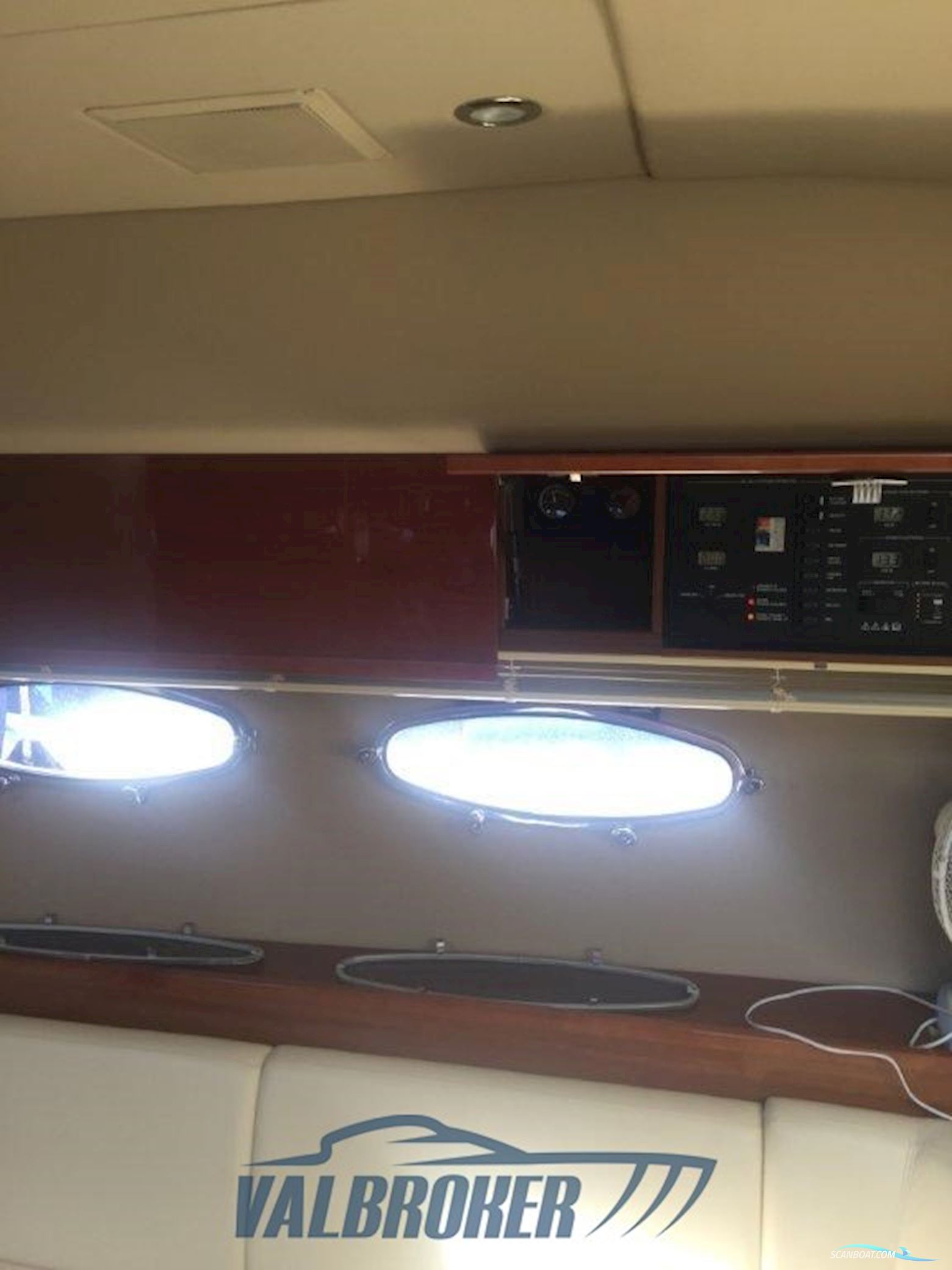 Princess Yachts V 45