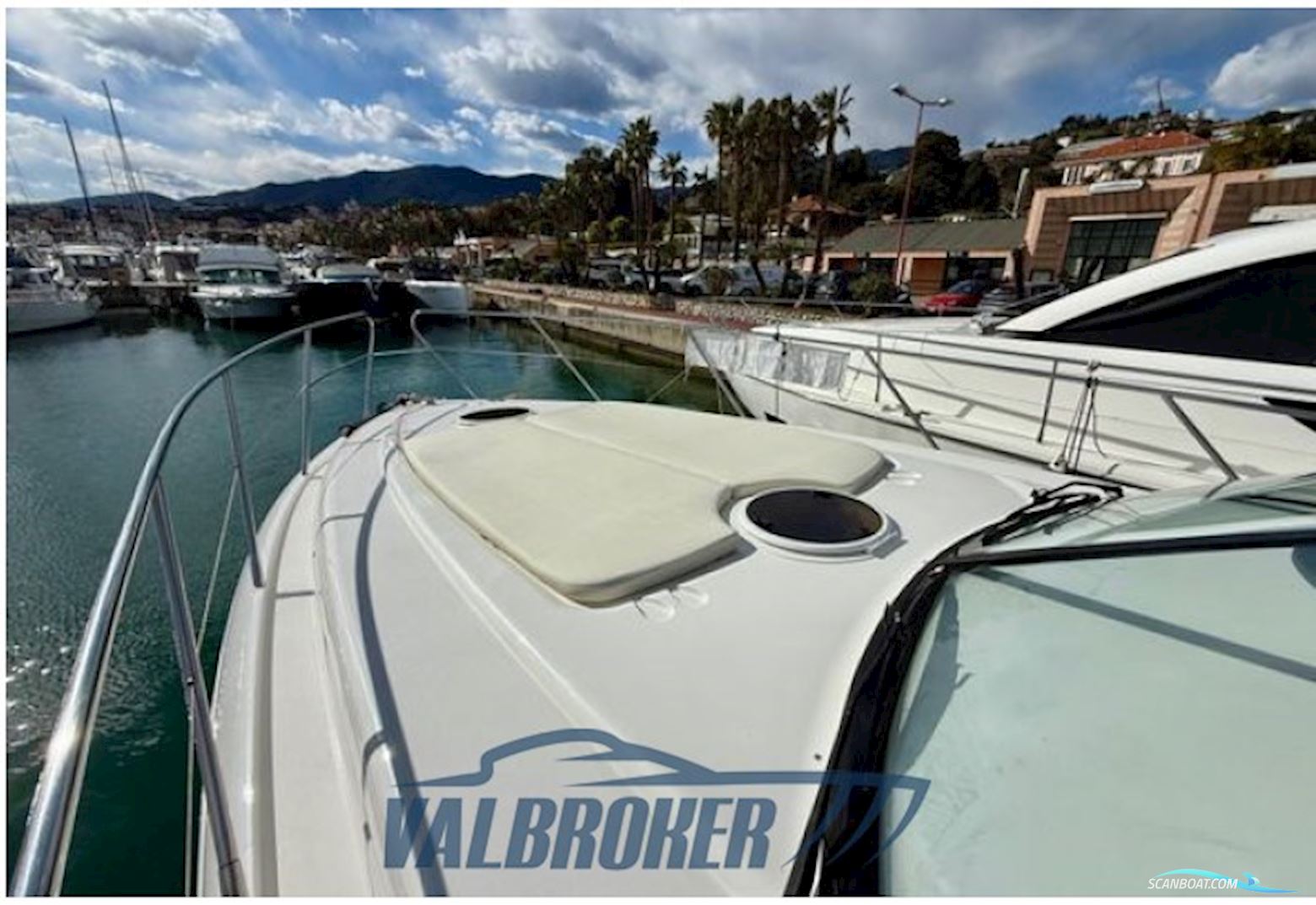 Princess Yachts V48