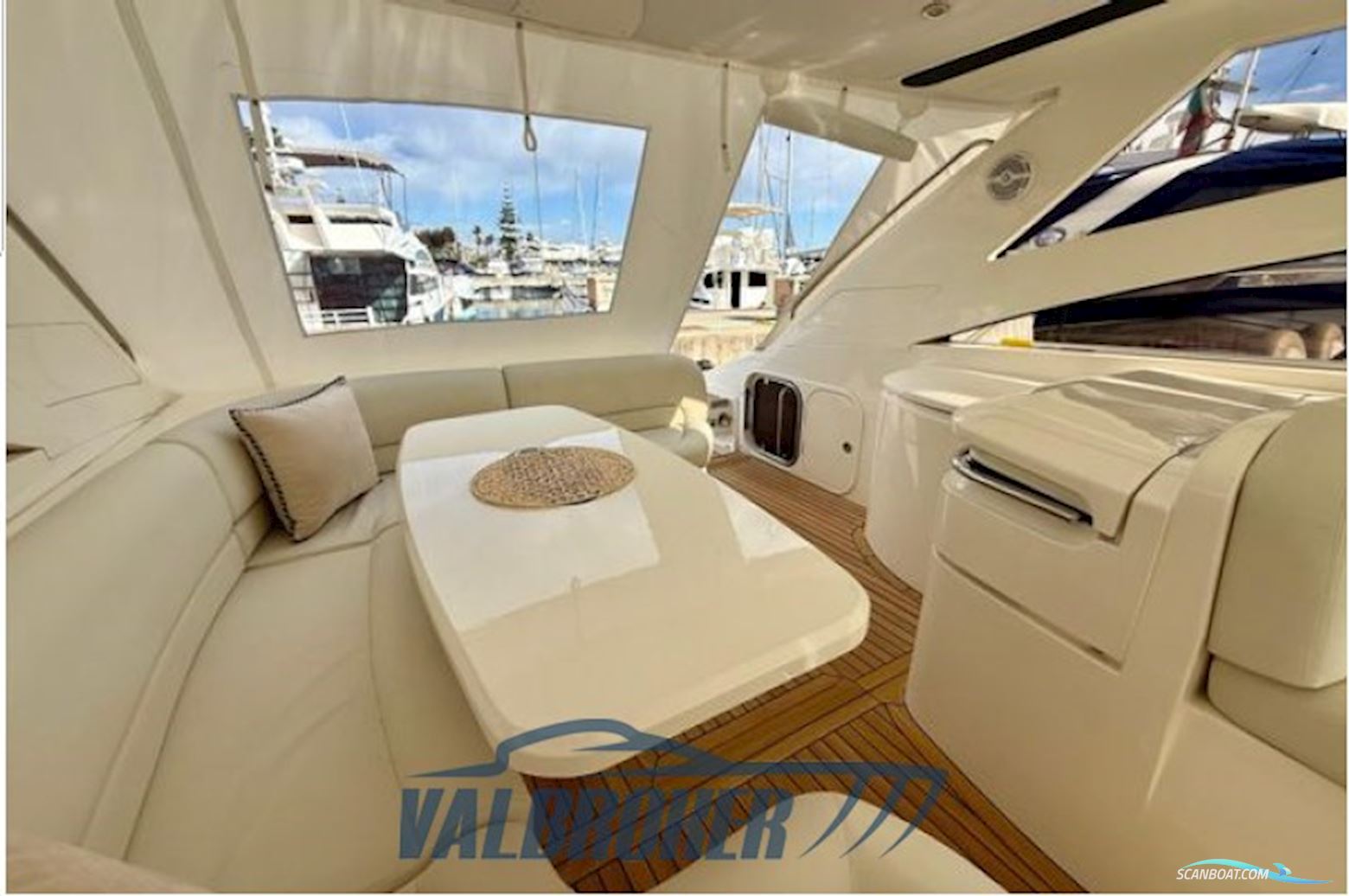 Princess Yachts V48