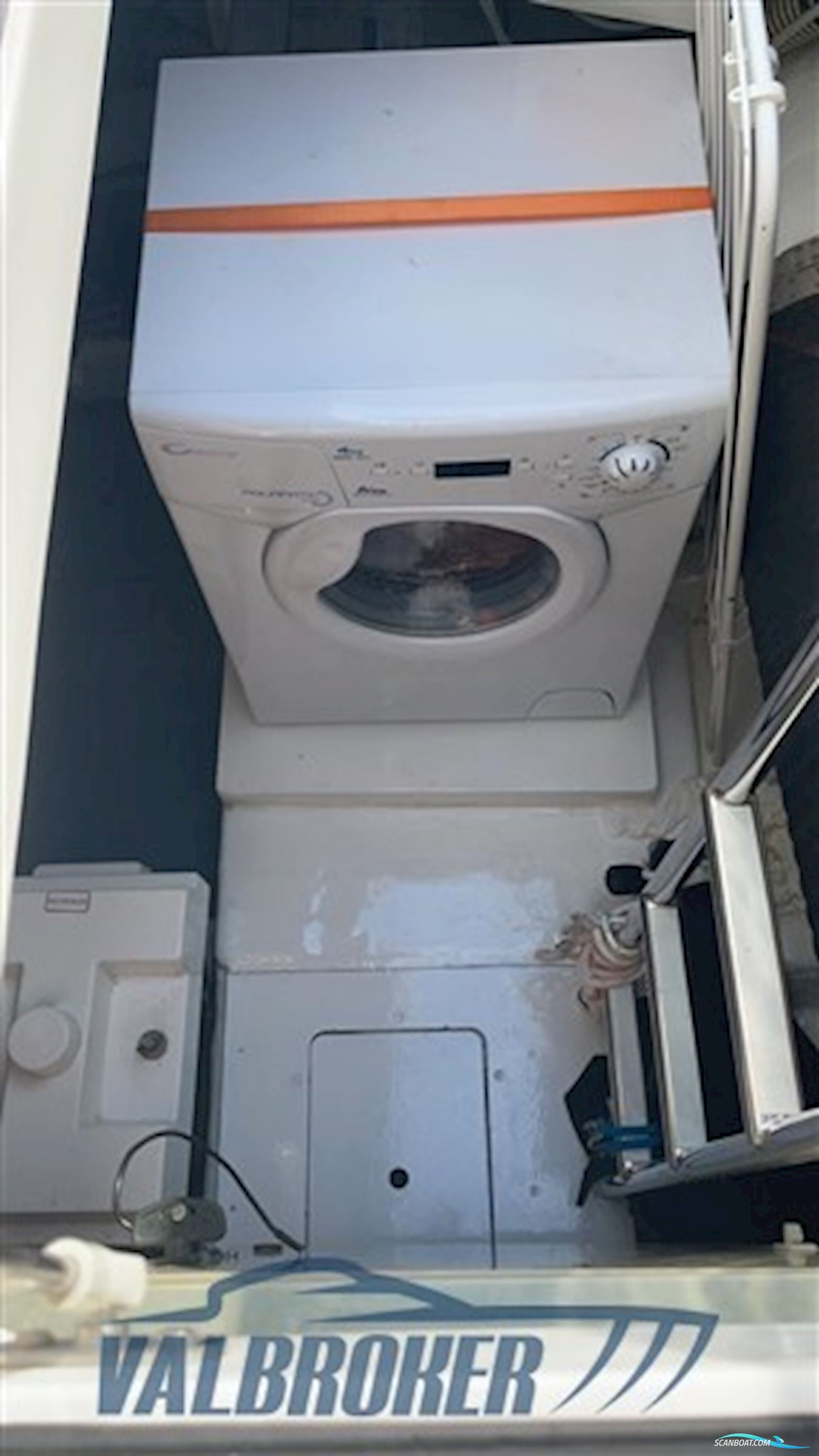 Princess Yachts V50