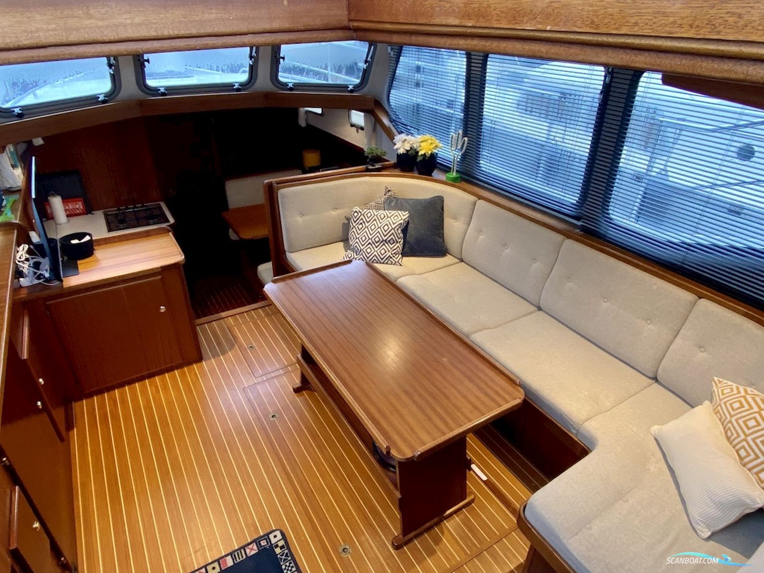 Privateer 37 Hybride