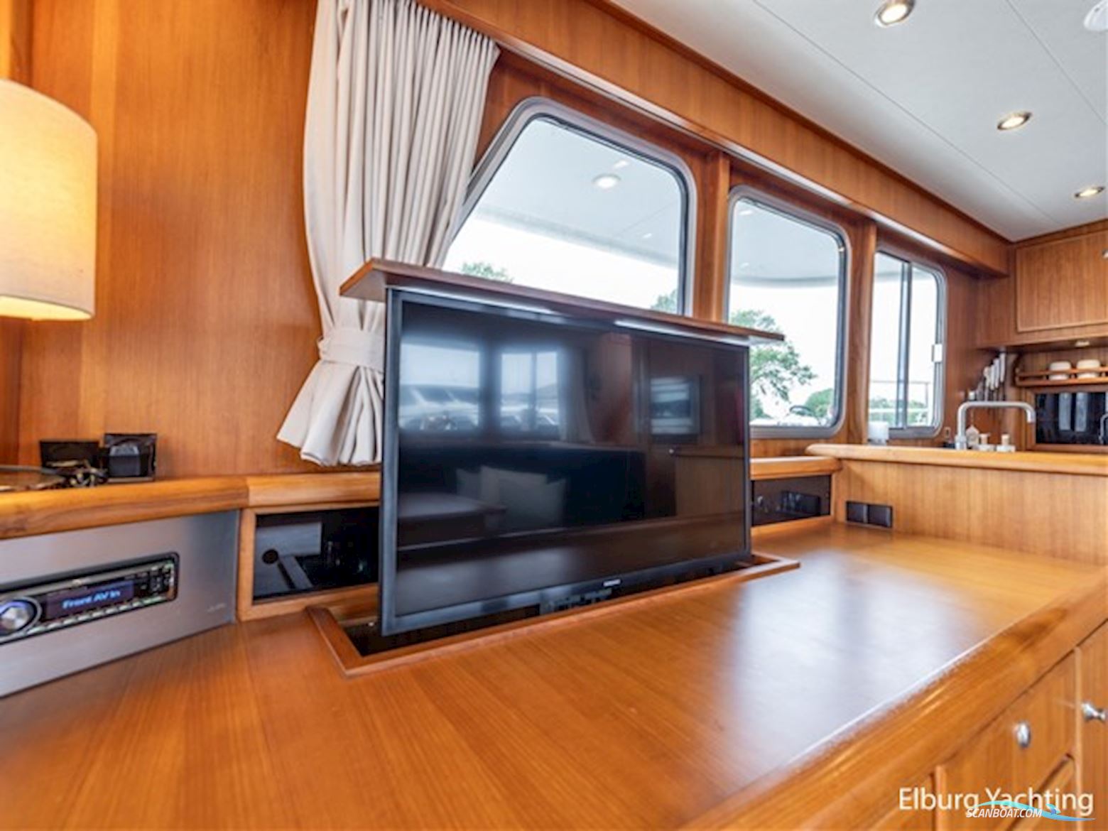 Privateer Trawler 50 - France Proof - Stabilizers 