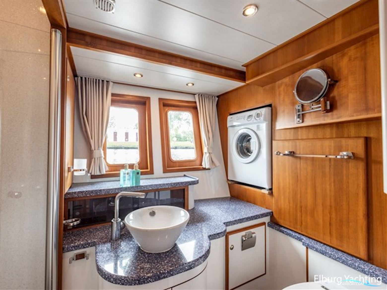 Privateer Trawler 50 - France Proof - Stabilizers 