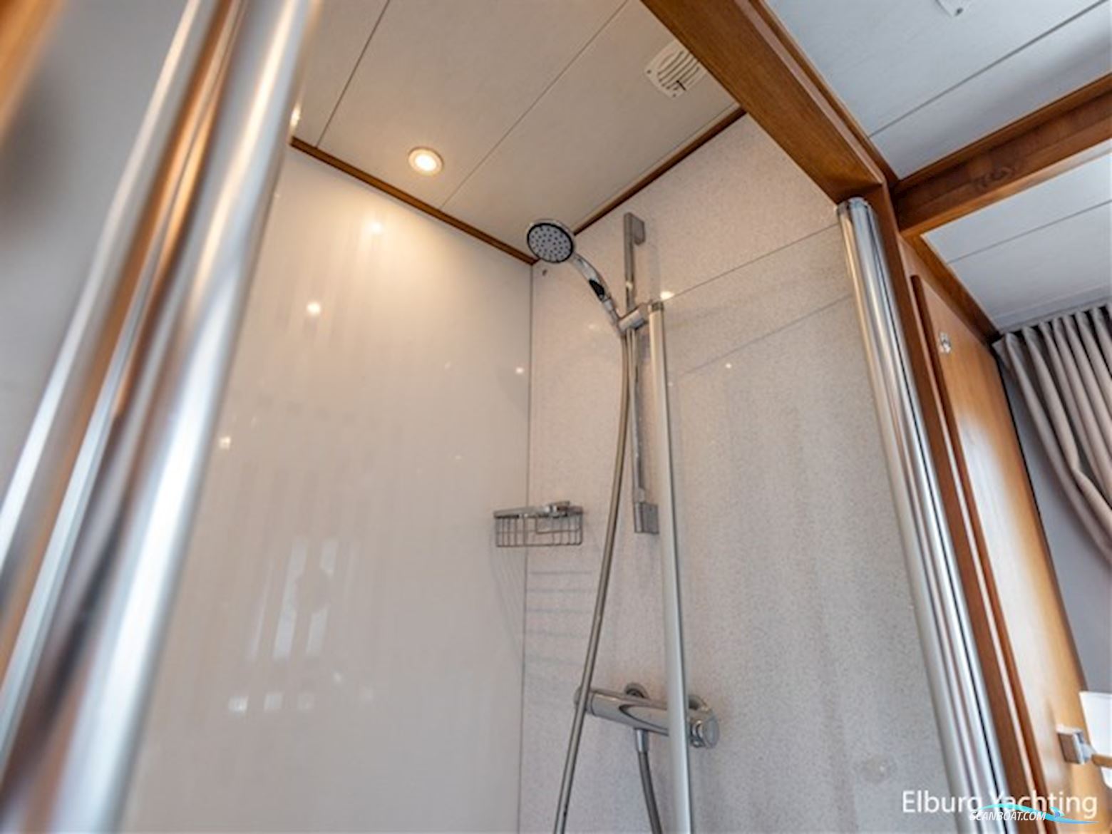 Privateer Trawler 50 - France Proof - Stabilizers 