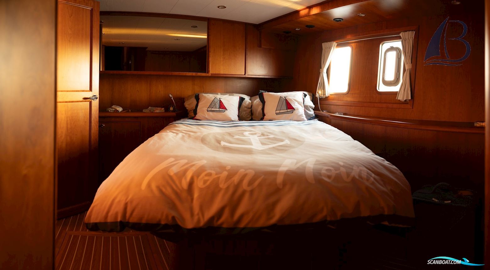 Privateer Trawler 50