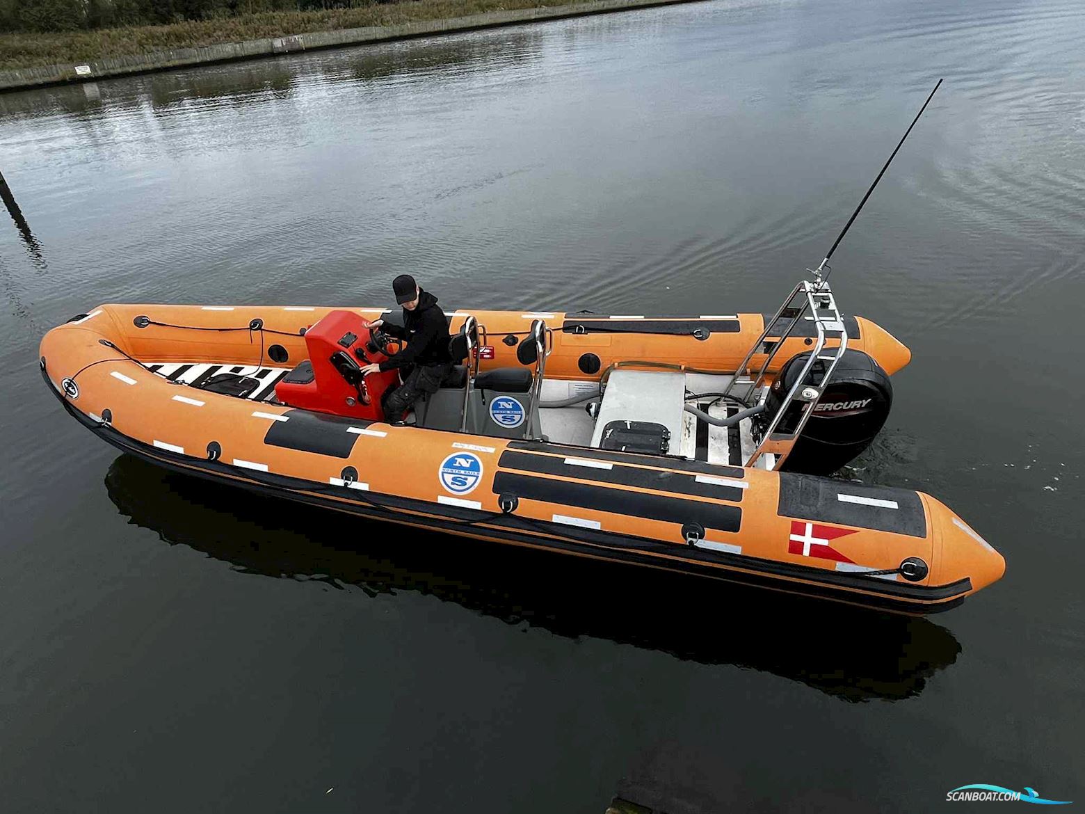 Pro-safe RIB 740 med 150 Mercury