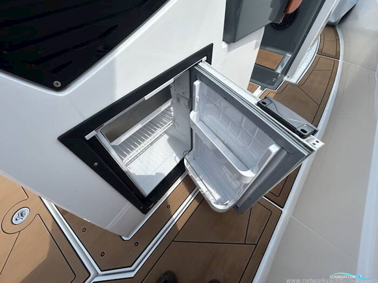 Protagon 25 Space