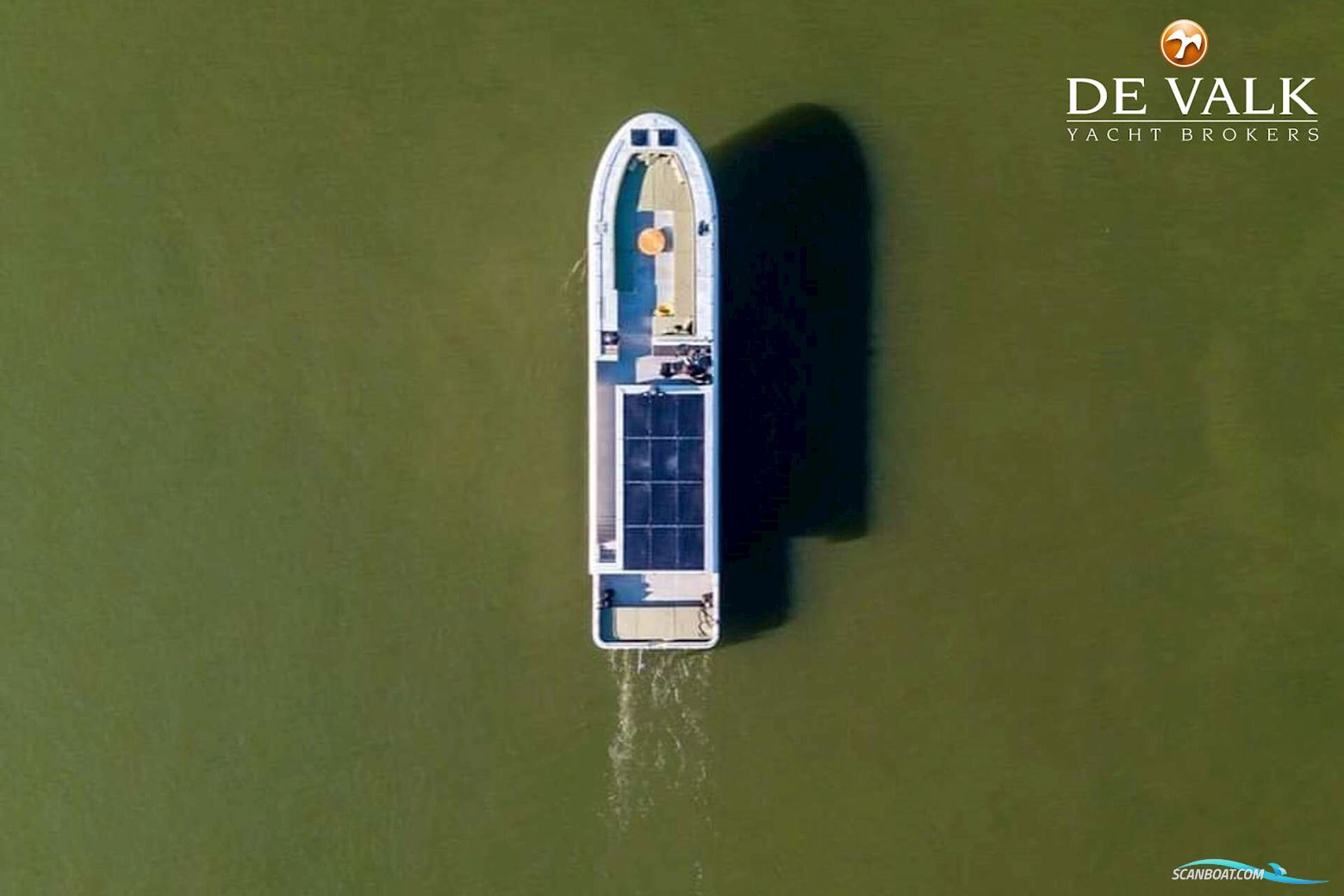 QROOZ Floating Appartment