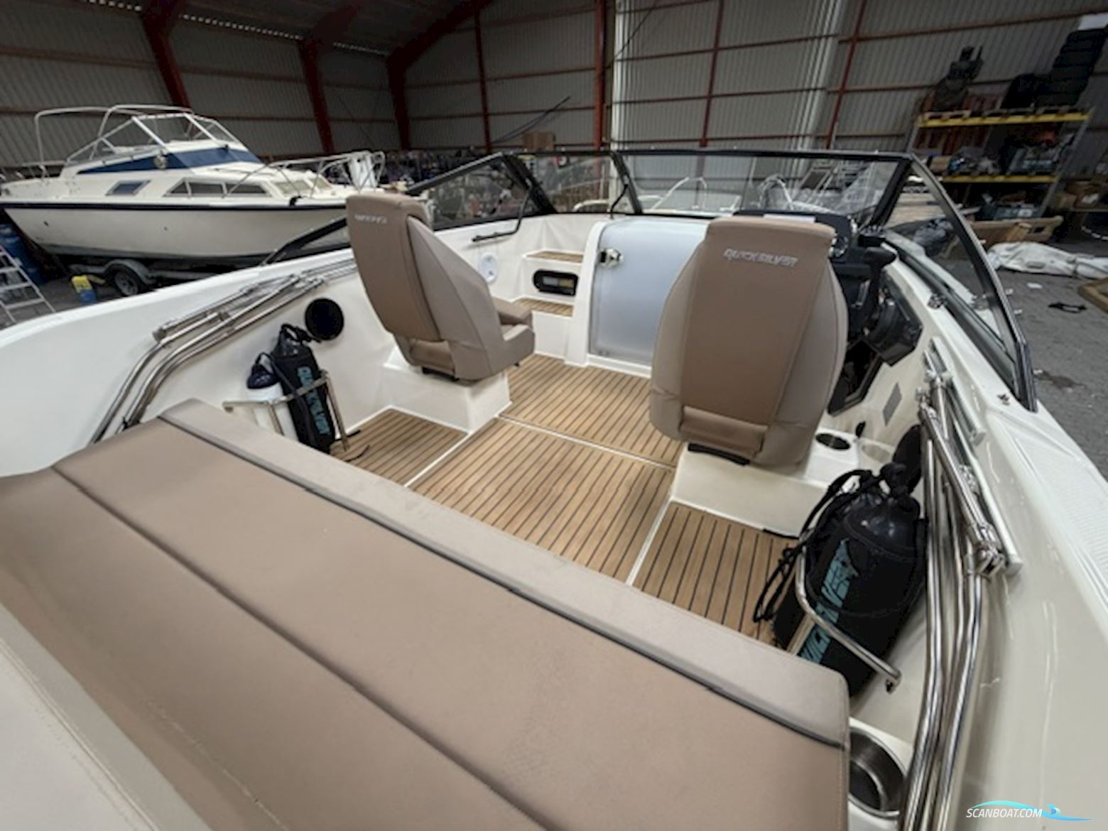 Quicksilver  605 Cruiser