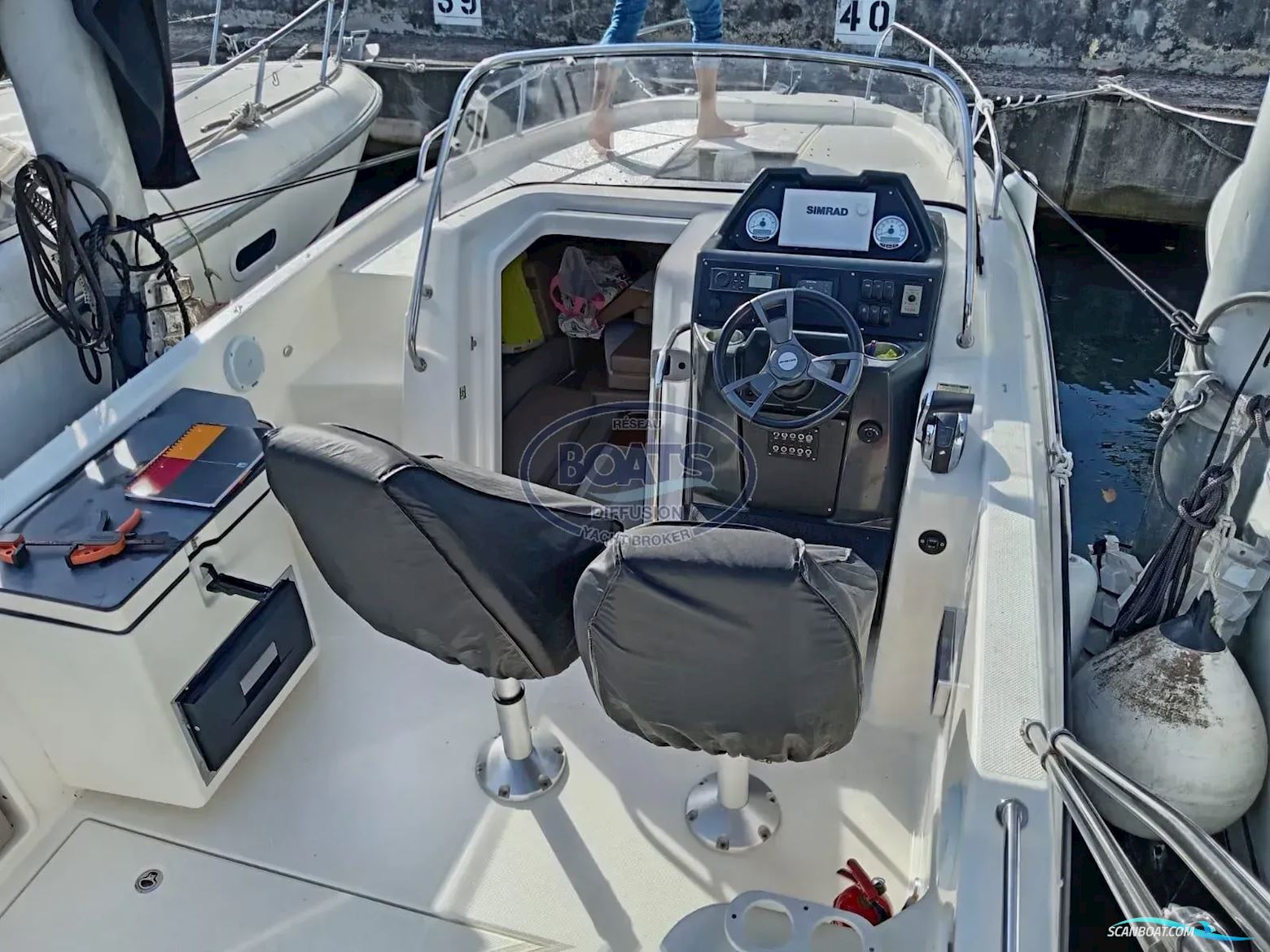 Quicksilver  755 Sundeck