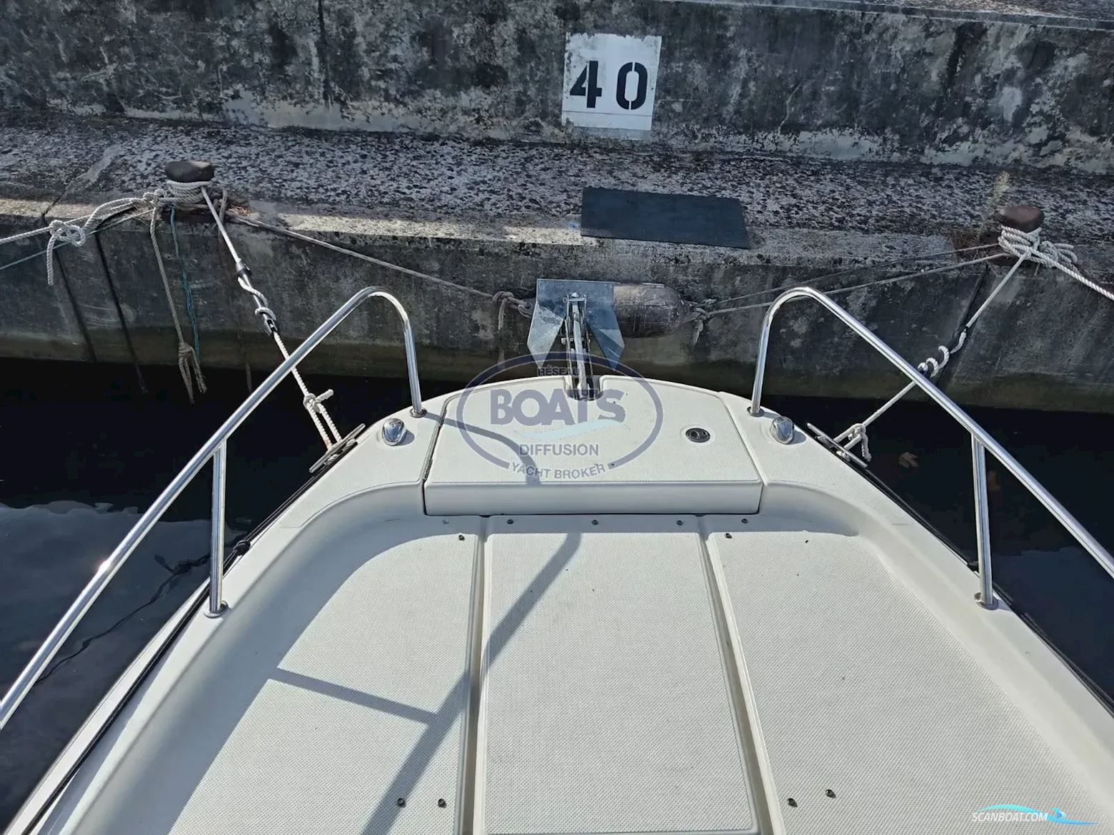 Quicksilver  755 Sundeck