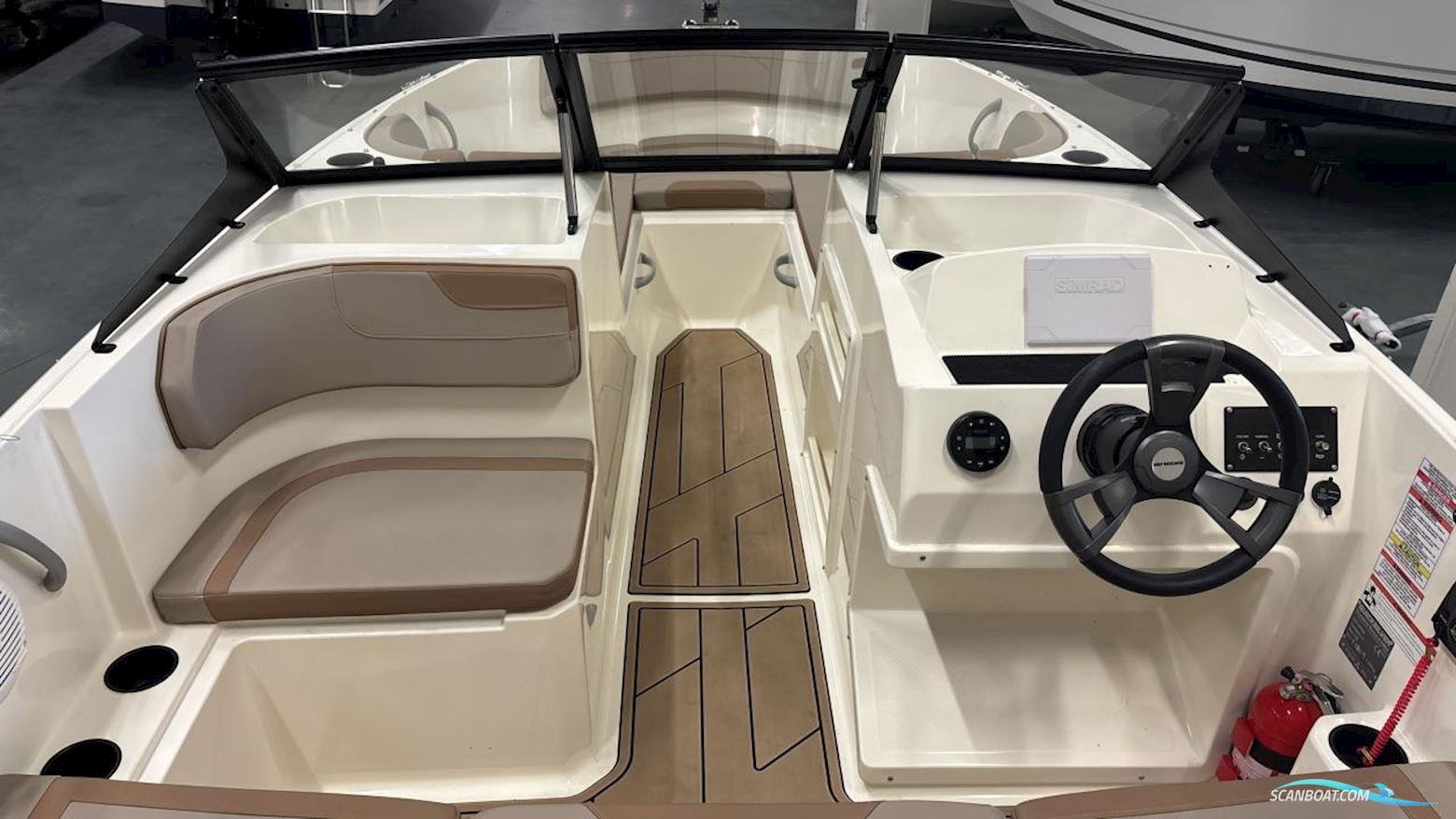 Quicksilver 525 AXESS