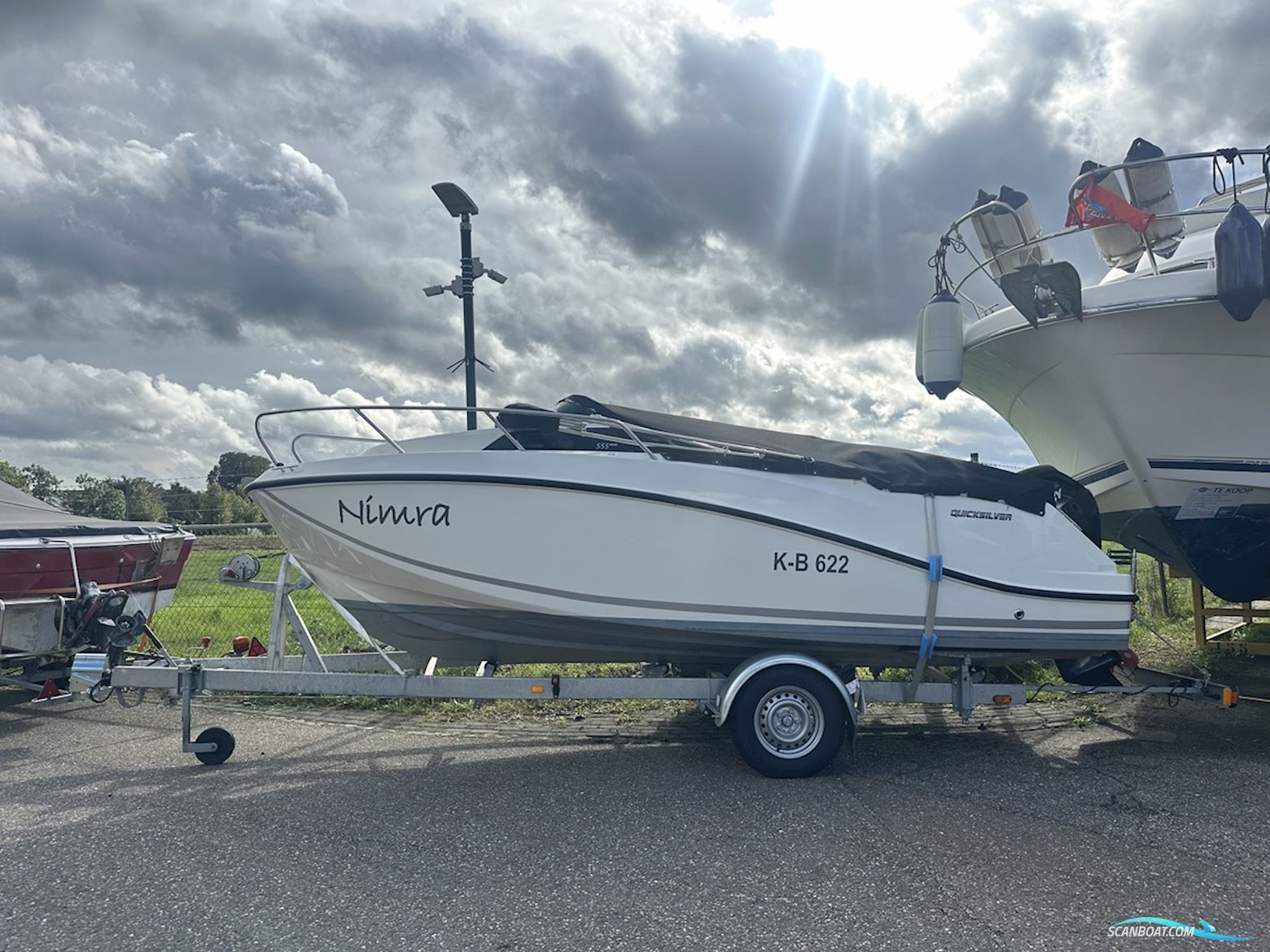Quicksilver 555 Cabin Motorbåd 2022, Holland