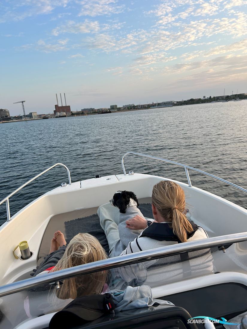 QuickSilver 555 open