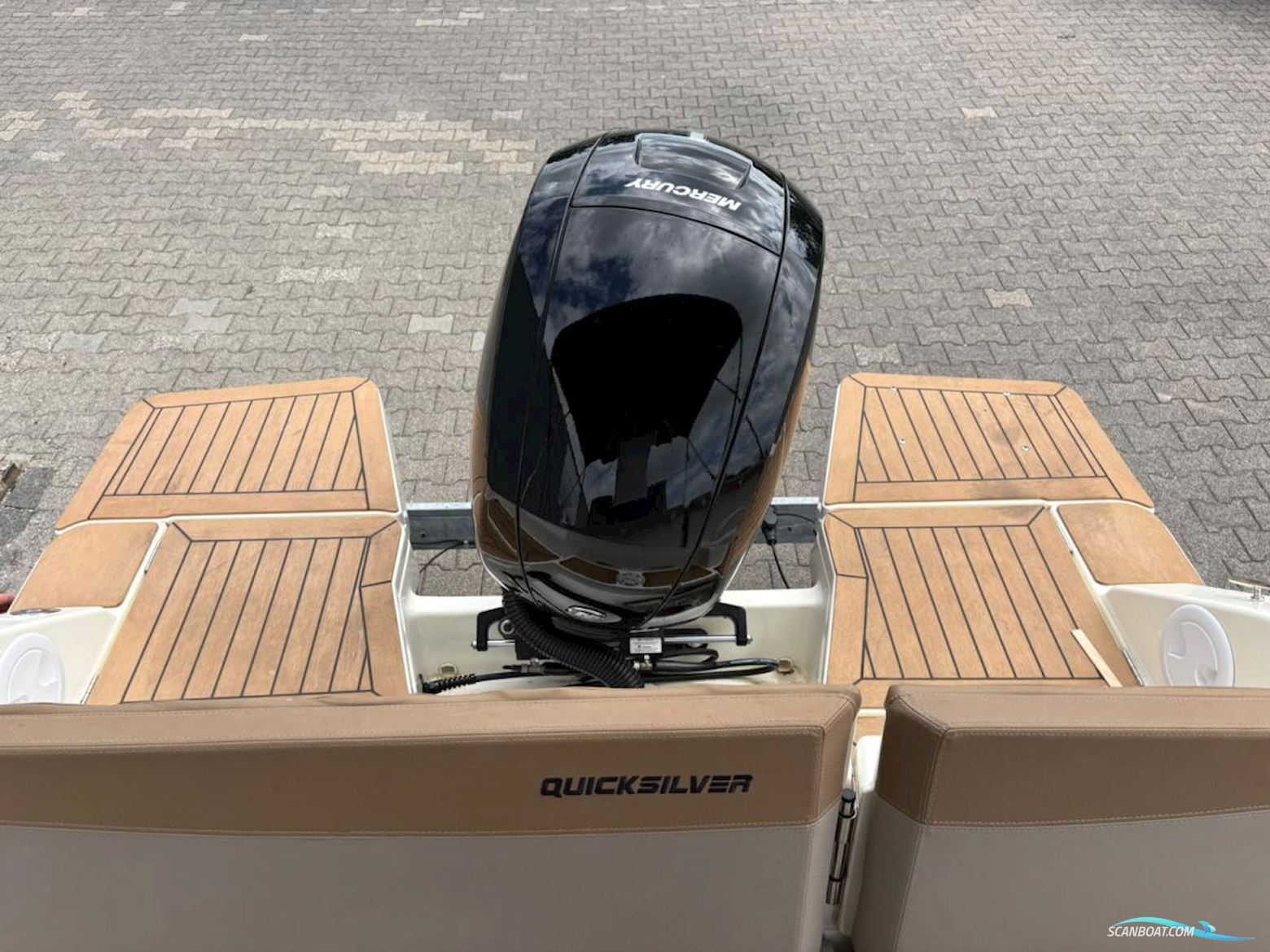 Quicksilver 605 Activ Open