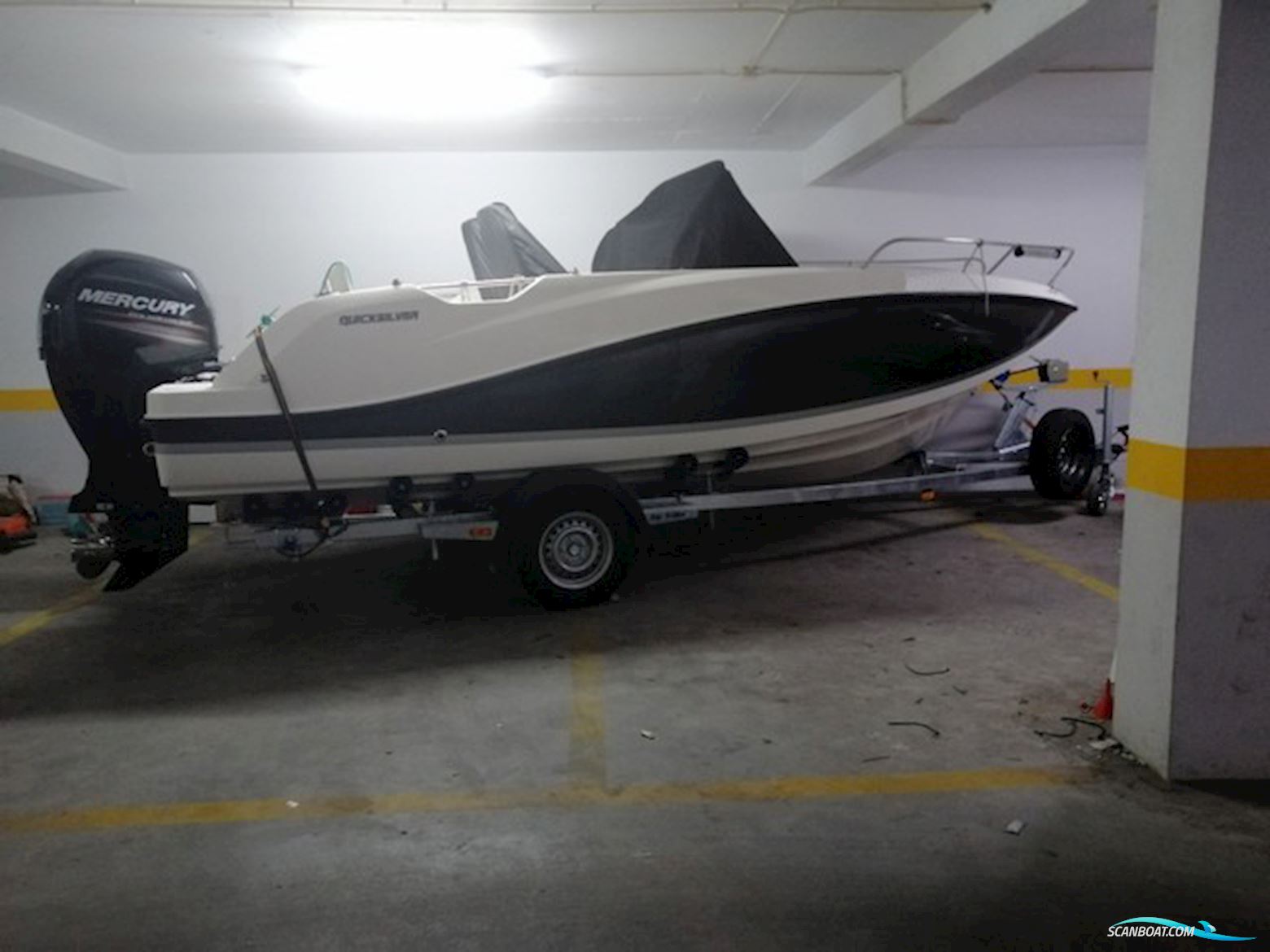 Quicksilver 605 Open