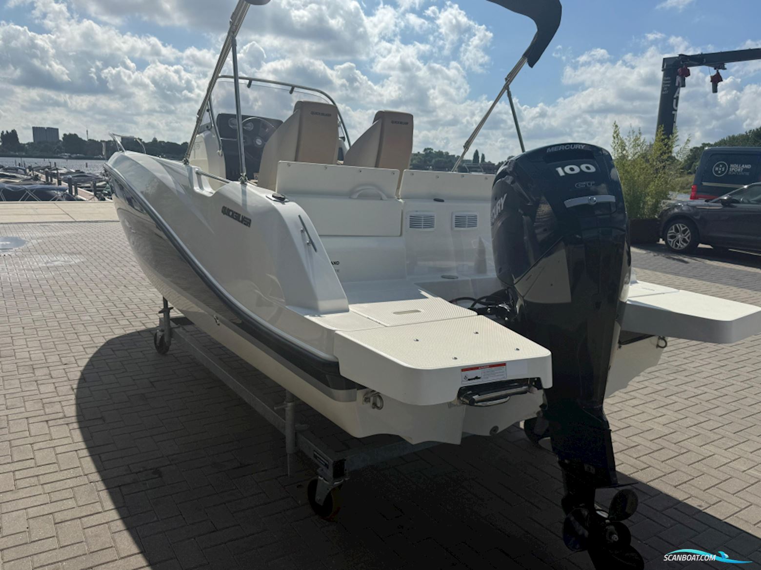 Quicksilver 605 Open